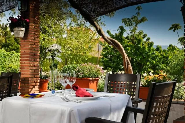 Restaurant/places to eat in Hotel La Garapa