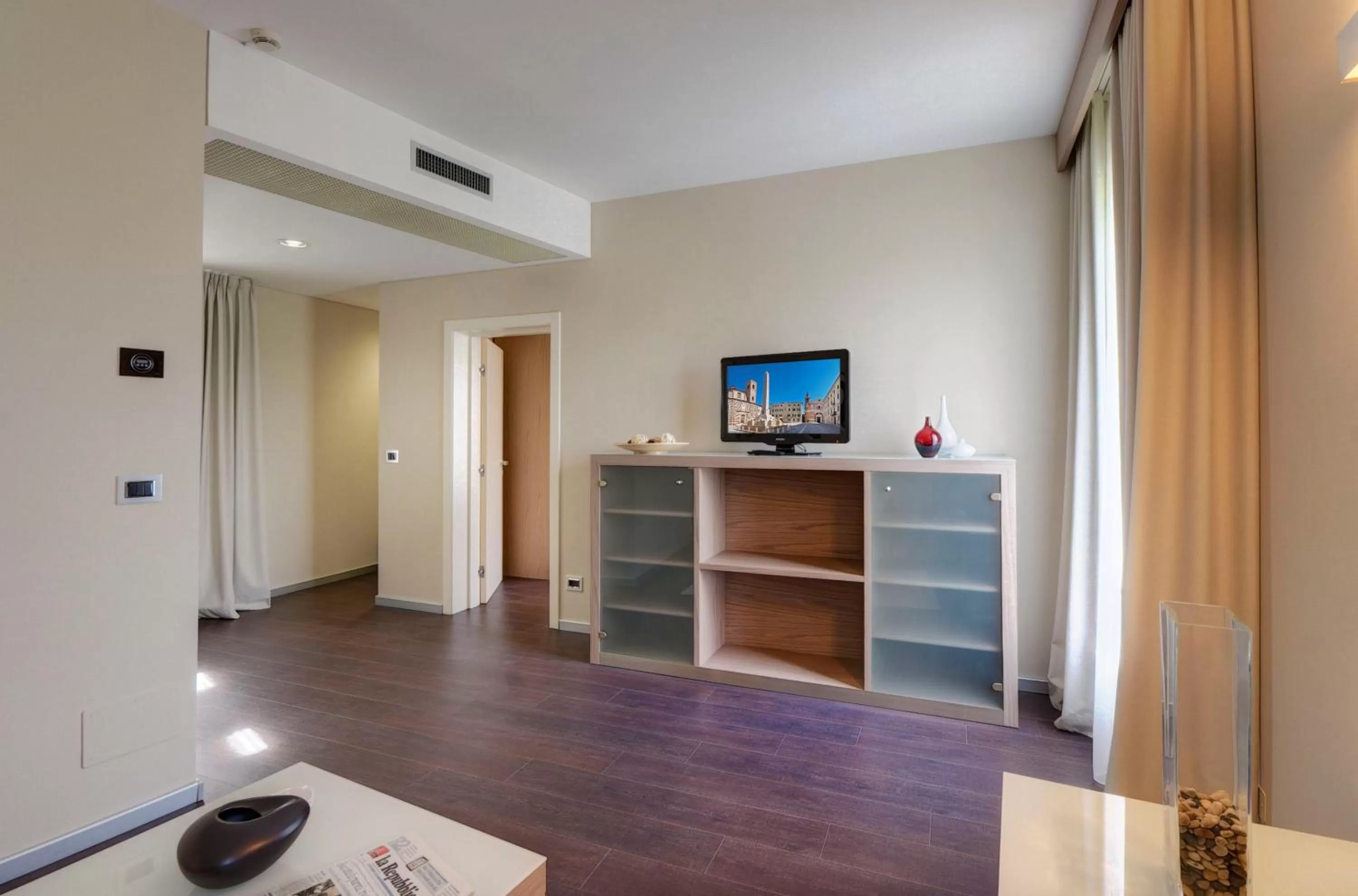 Photo of the whole room in Hotel Federico II