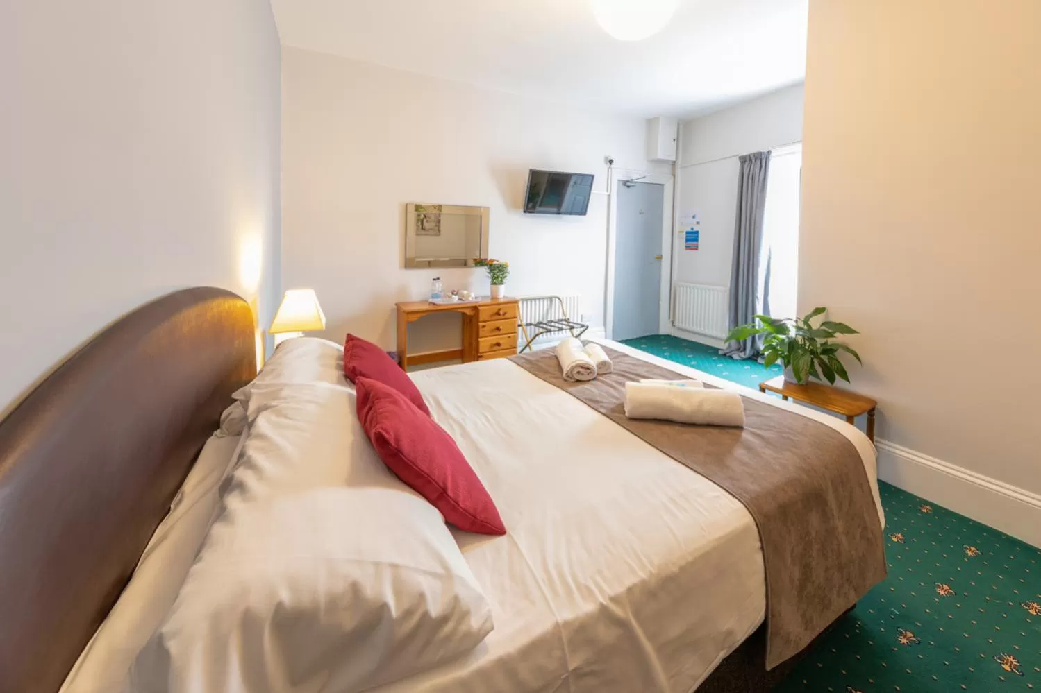 Bed in The Clee Hotel - Cleethorpes, Grimsby, Lincolnshire