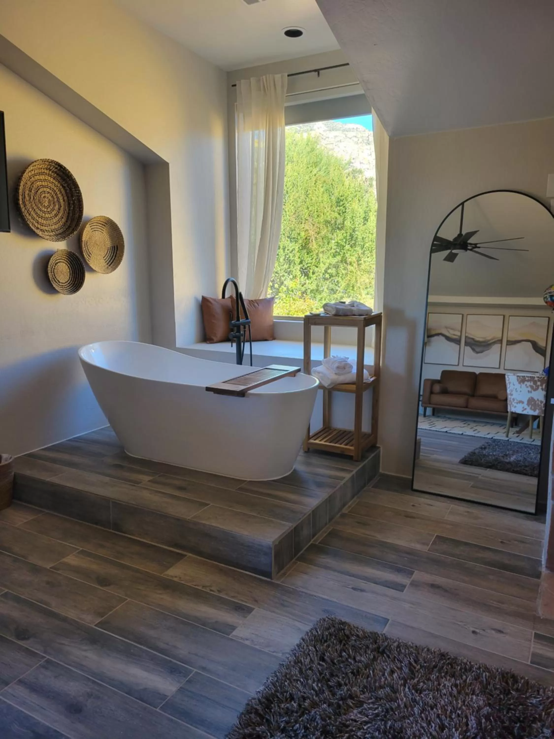 Bed in The Inn at Thunder Mountain