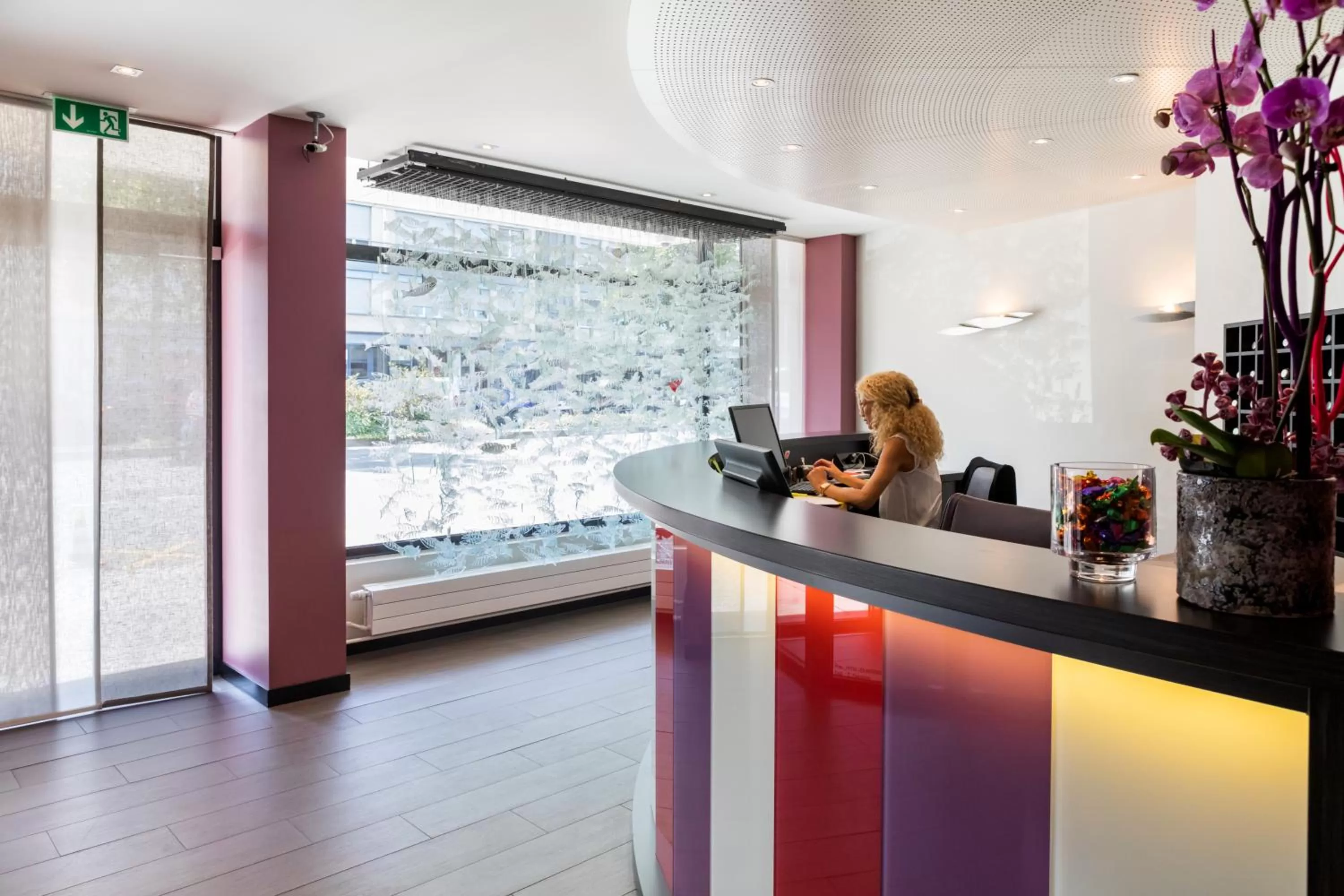 Lobby or reception in Hôtel Les Nations