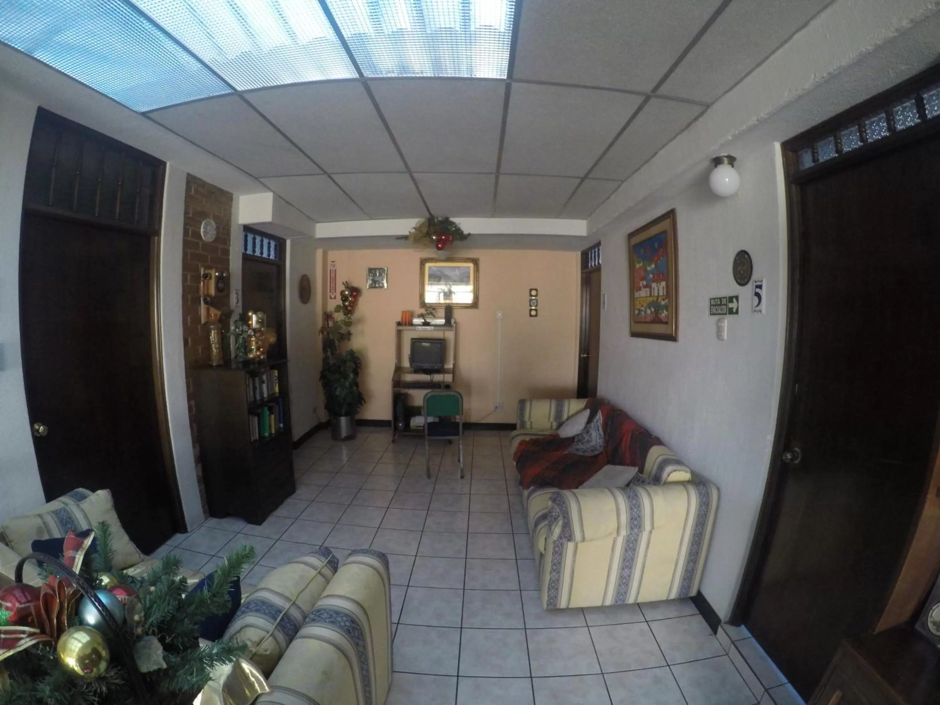 Living room, Lobby/Reception in Mariana's Petit Hotel