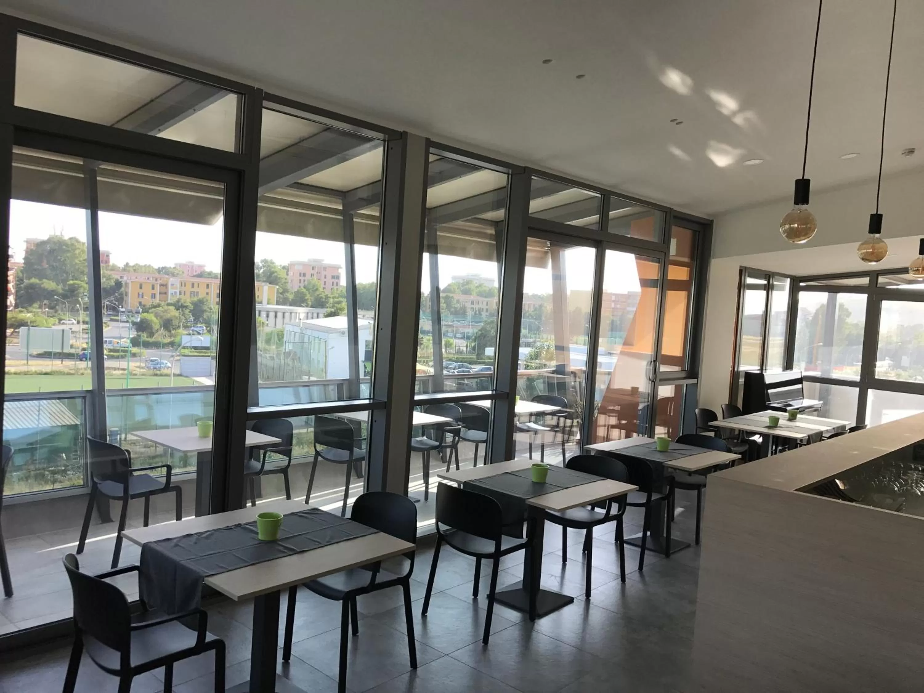 Restaurant/places to eat in Erasmus Hotel