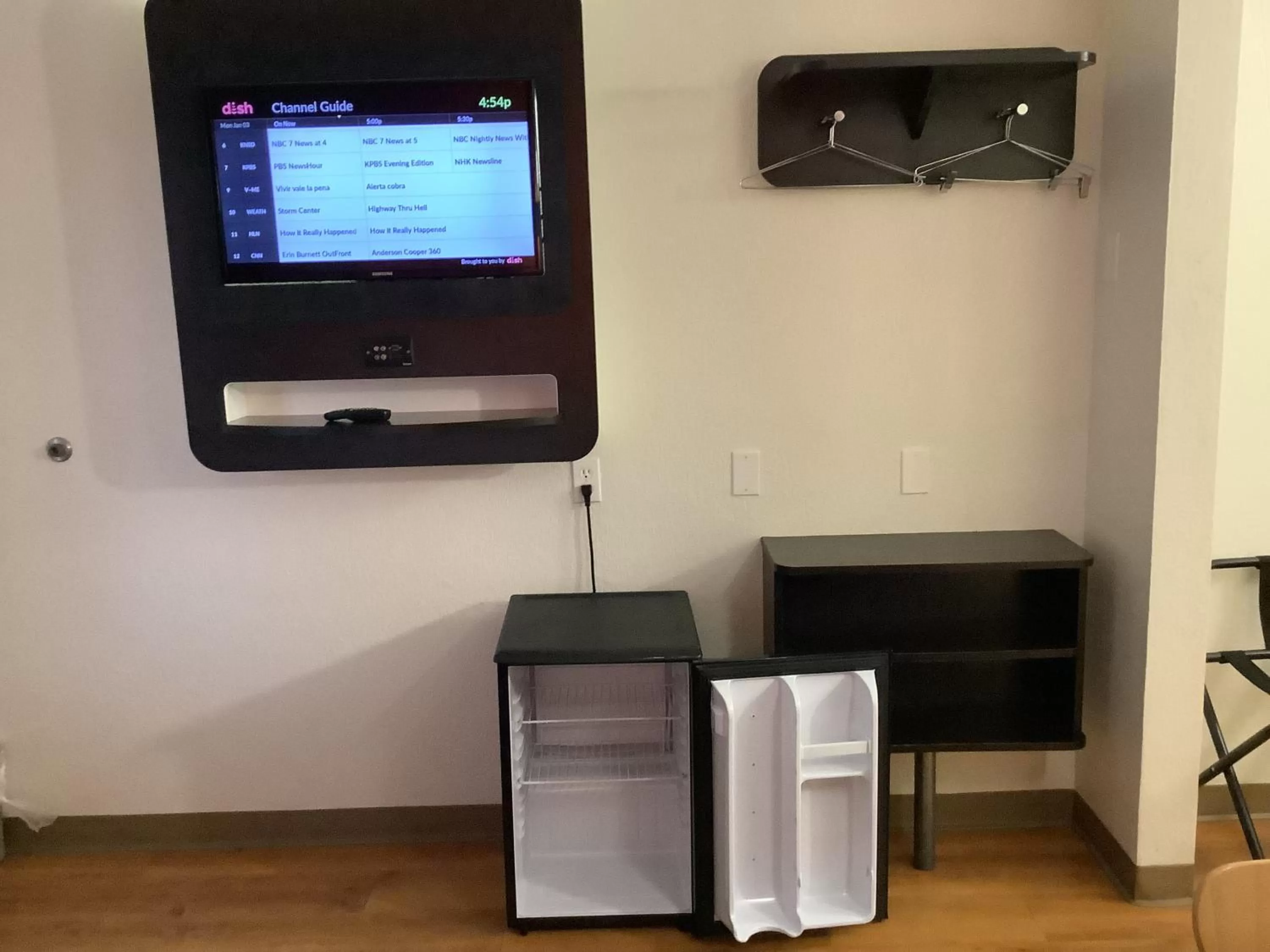 TV and multimedia in Carlsbad Village Inn