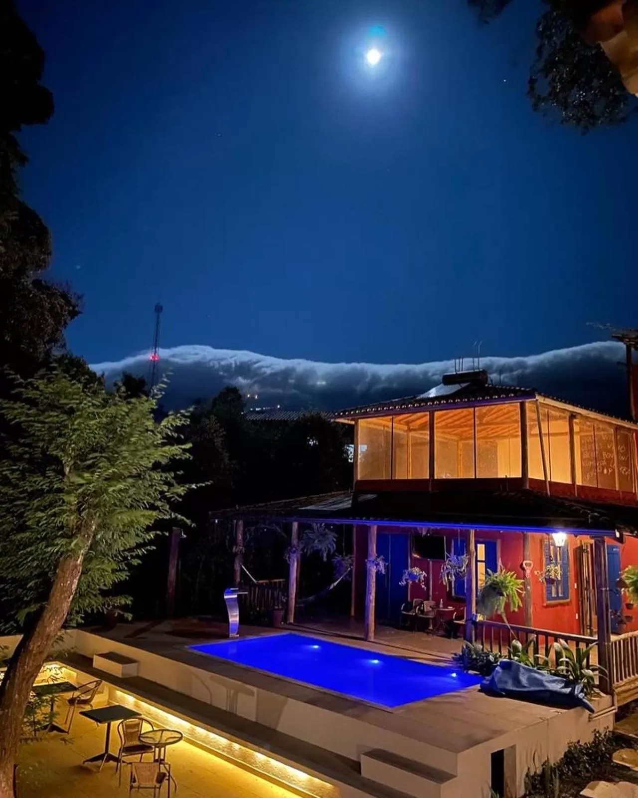 Swimming Pool in A Mi Manera Bistro, Pousada e Cervejaria Artesanal!