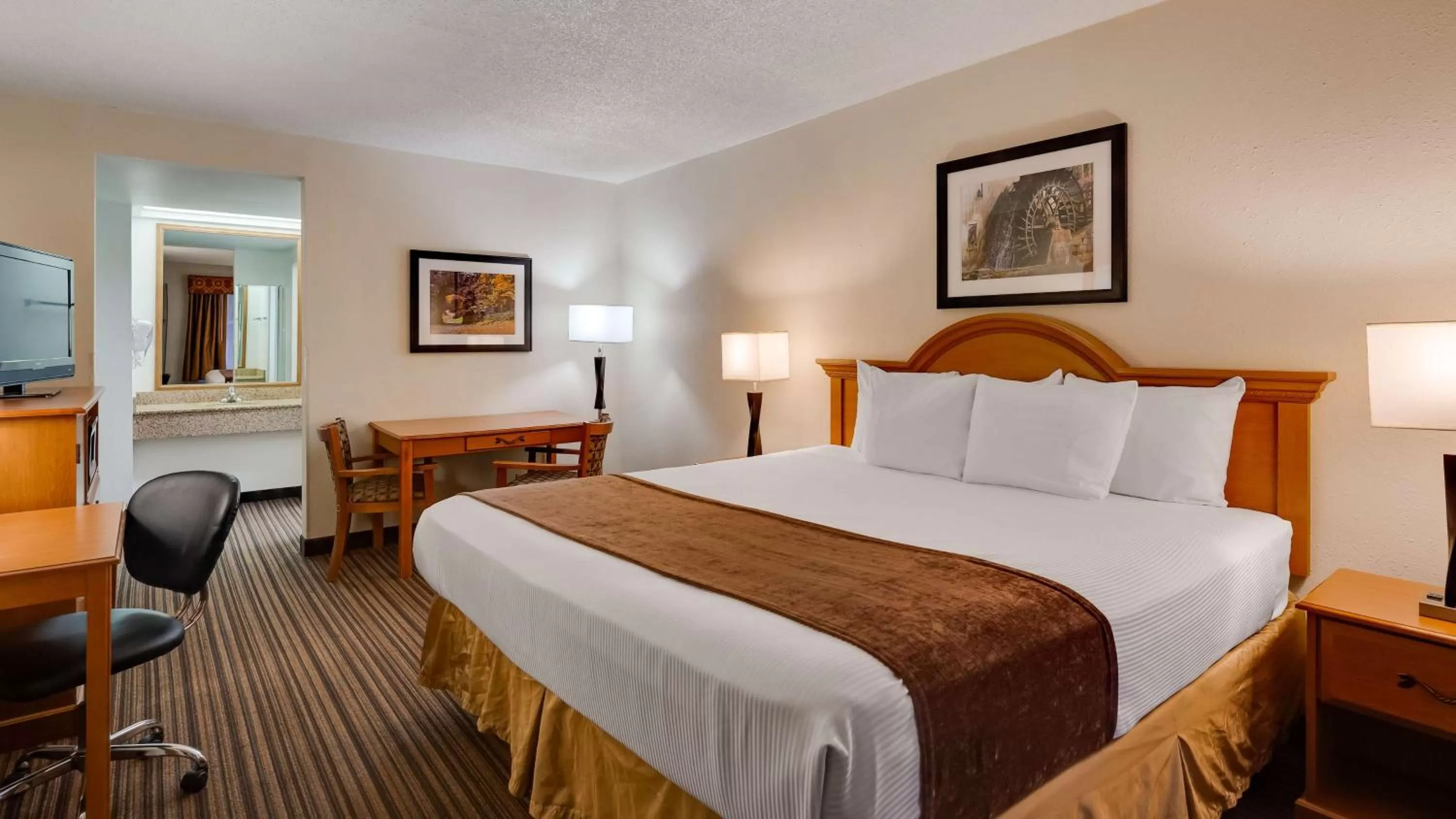 King Room - Non-Smoking in SureStay by Best Western Miles City