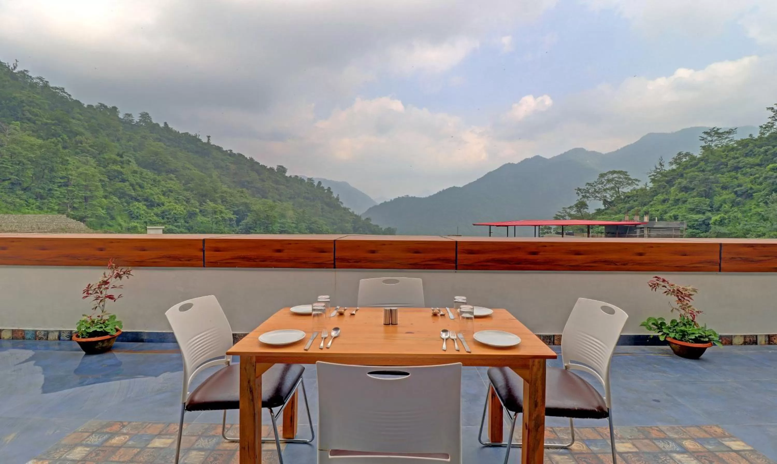Mountain View in Hotel Hidden Delight Rishikesh