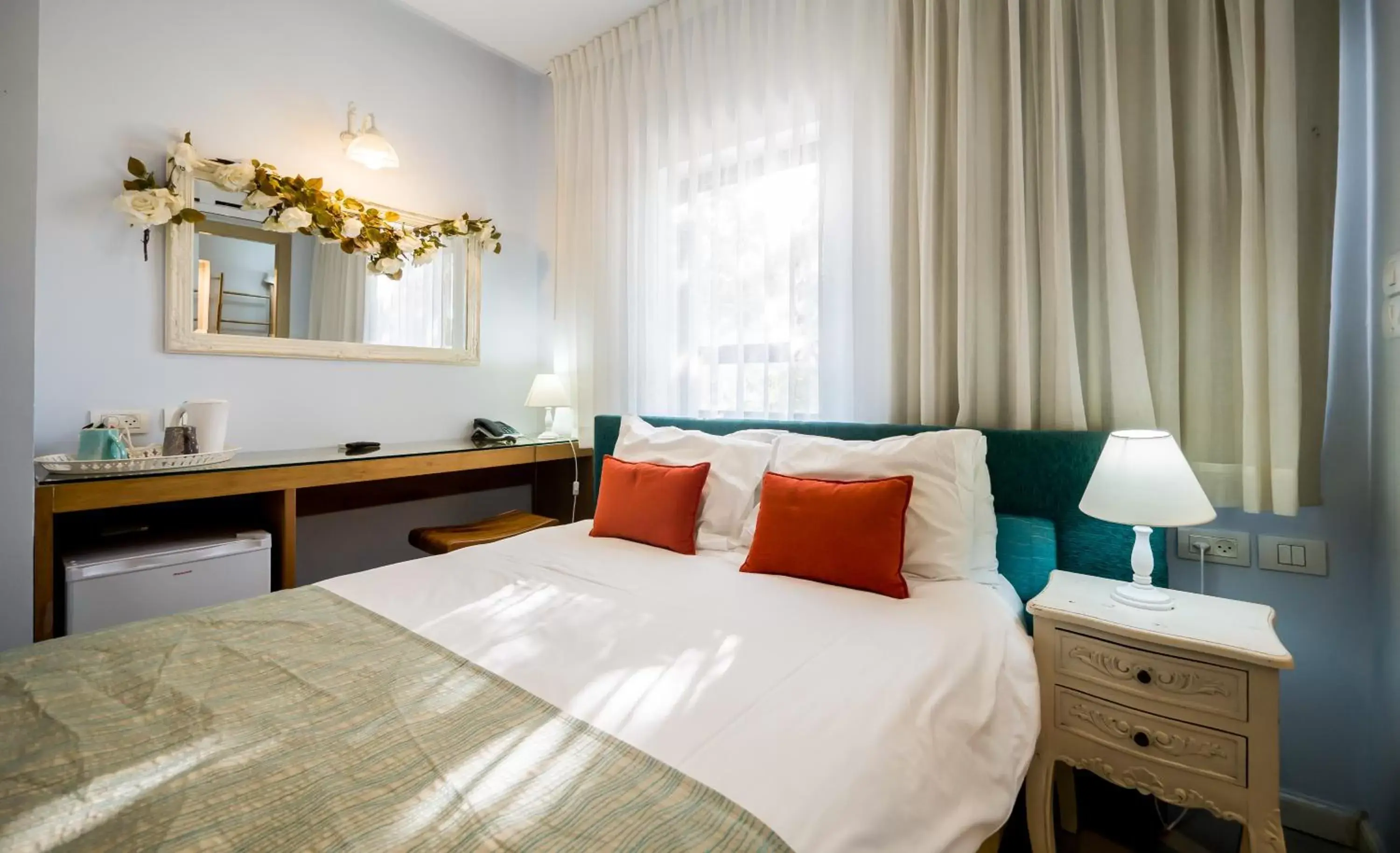 Economy Double Room in Bat Galim Boutique Hotel Economy Double Room in Bat Galim Boutique Hotel