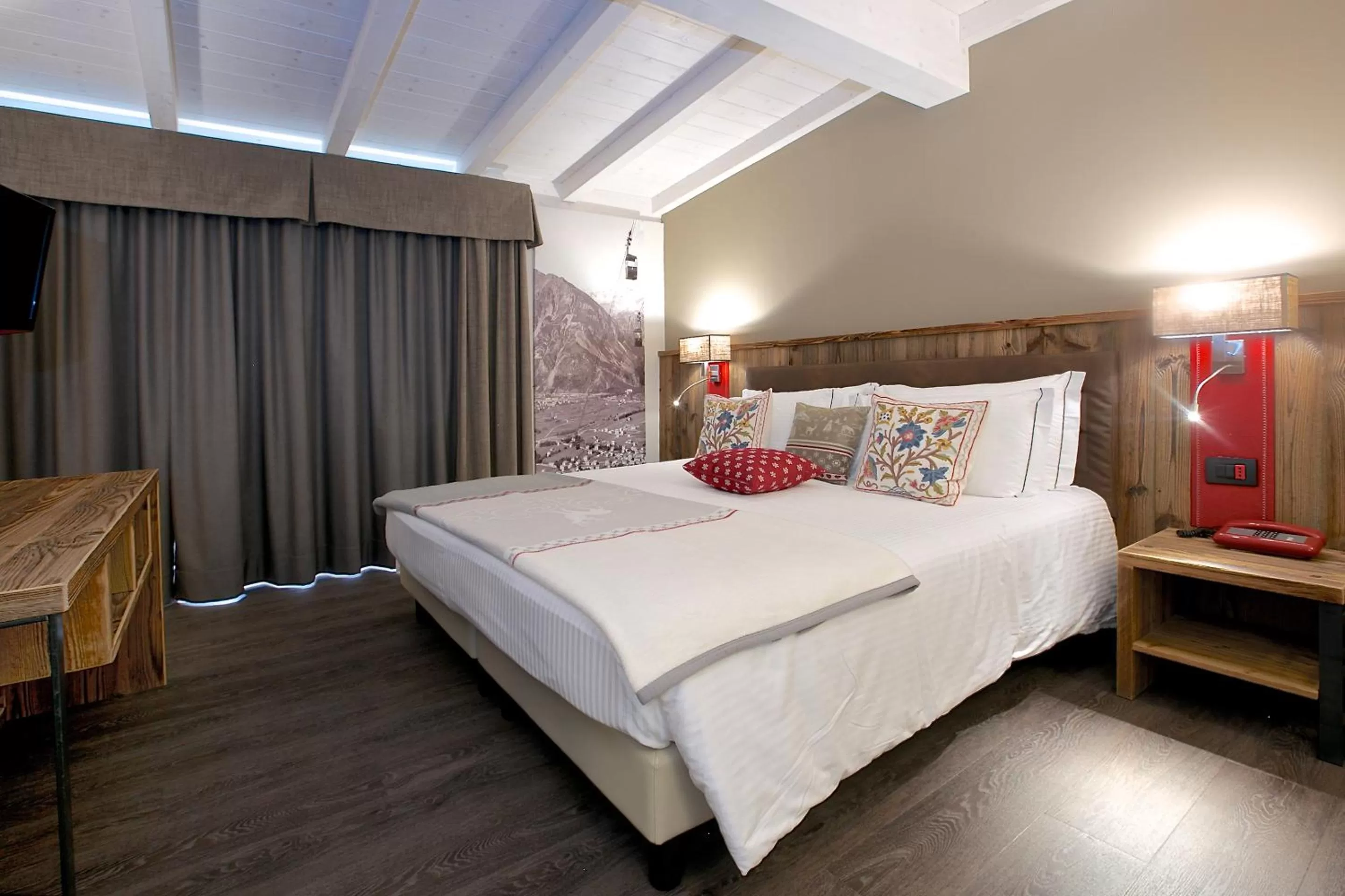 Bed in Olimpia Hotel