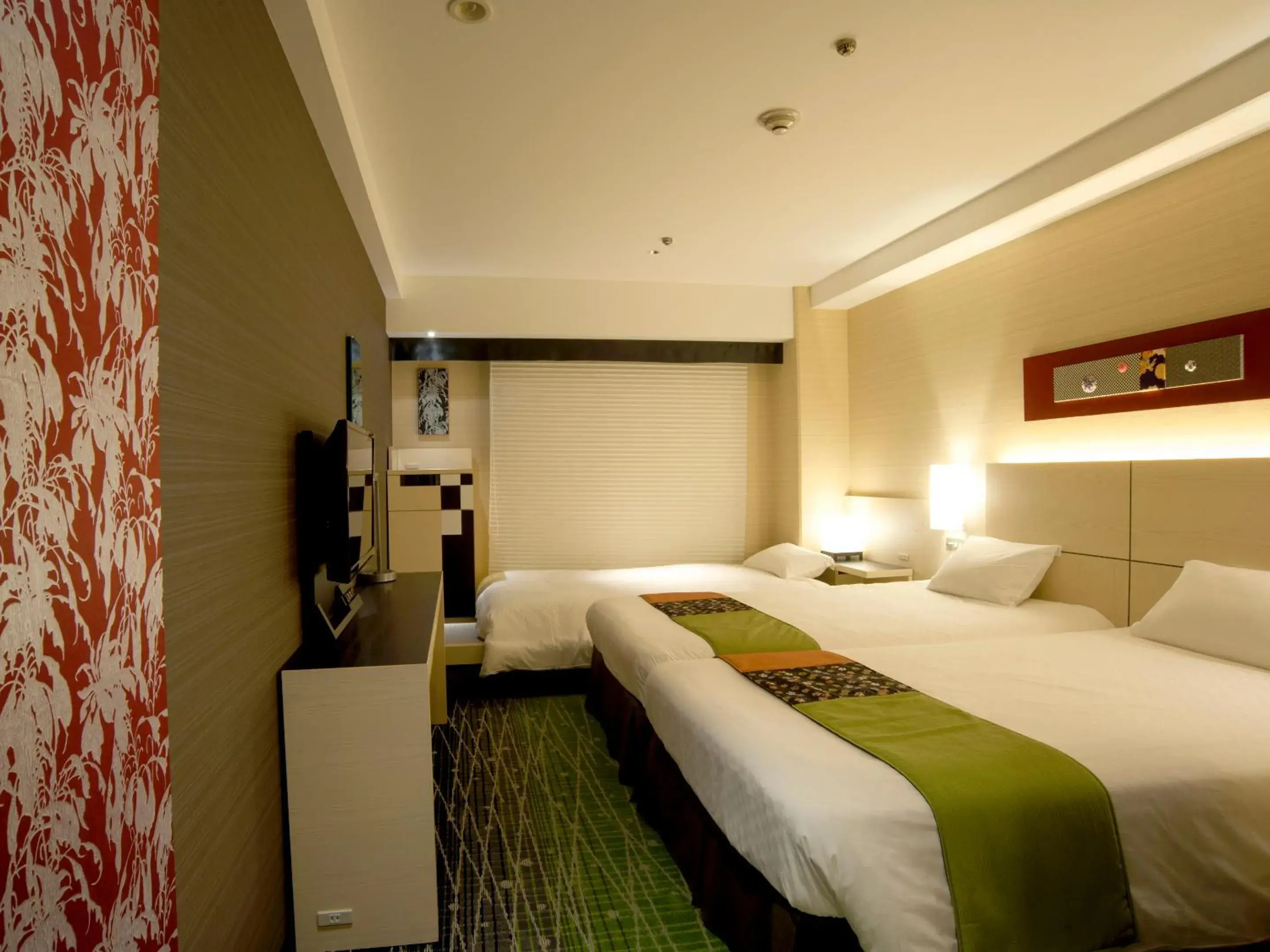 Japanesque Twin (3 Adults) - Non-Smoking in Hotel New Hankyu Kyoto Japanesque Twin (3 Adults) - Non-Smoking in Hotel New Hankyu Kyoto