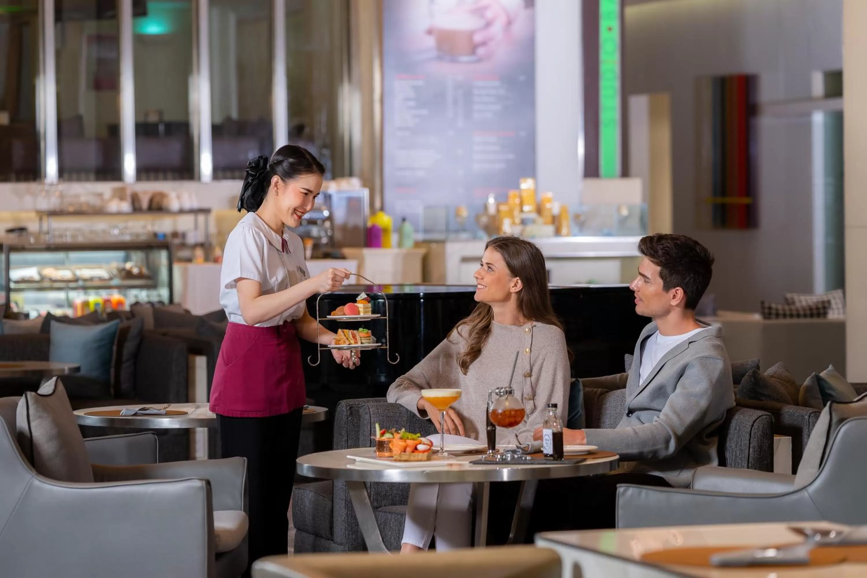 Restaurant/places to eat in Pathumwan Princess Hotel