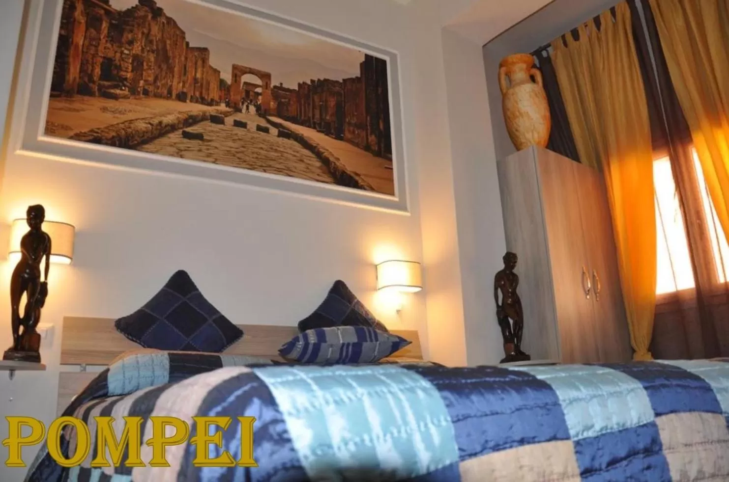 Photo of the whole room, Bed in B&B oh mamma mia POMPEI