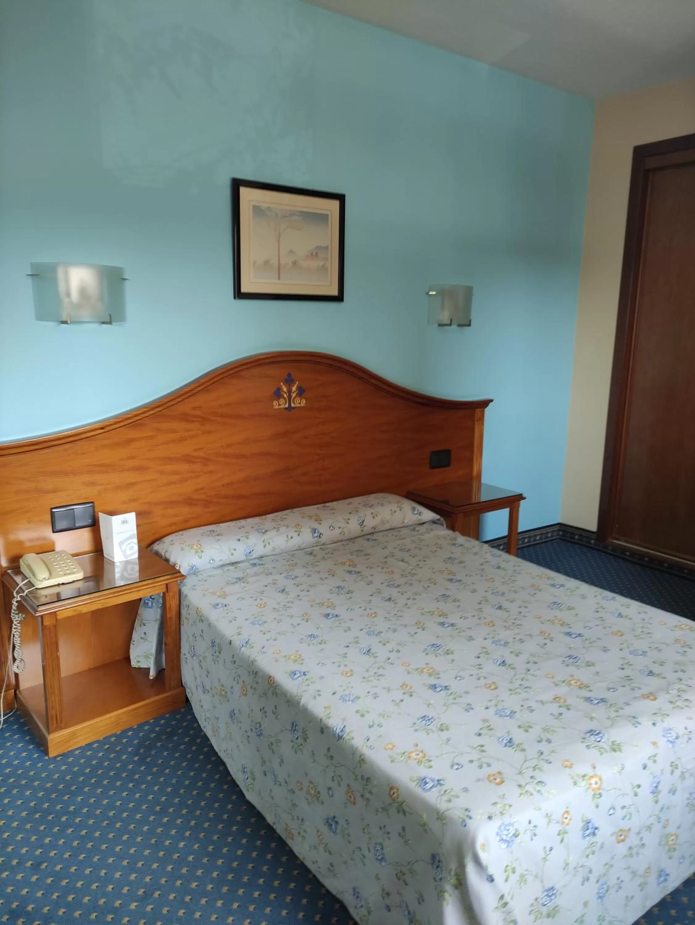 Bed in Hotel Ébora by Vivere Stays