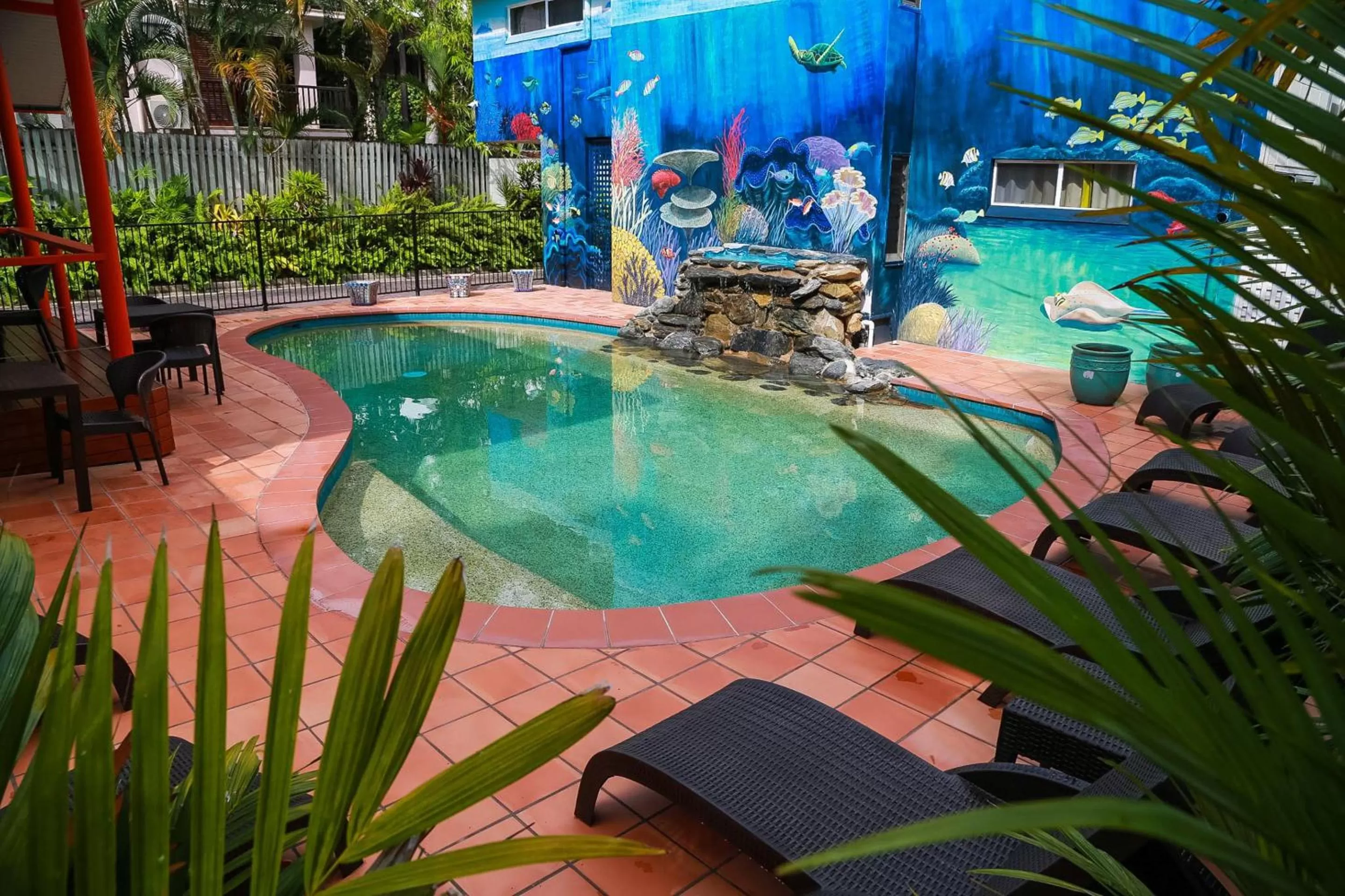 Swimming pool in Port Douglas Motel