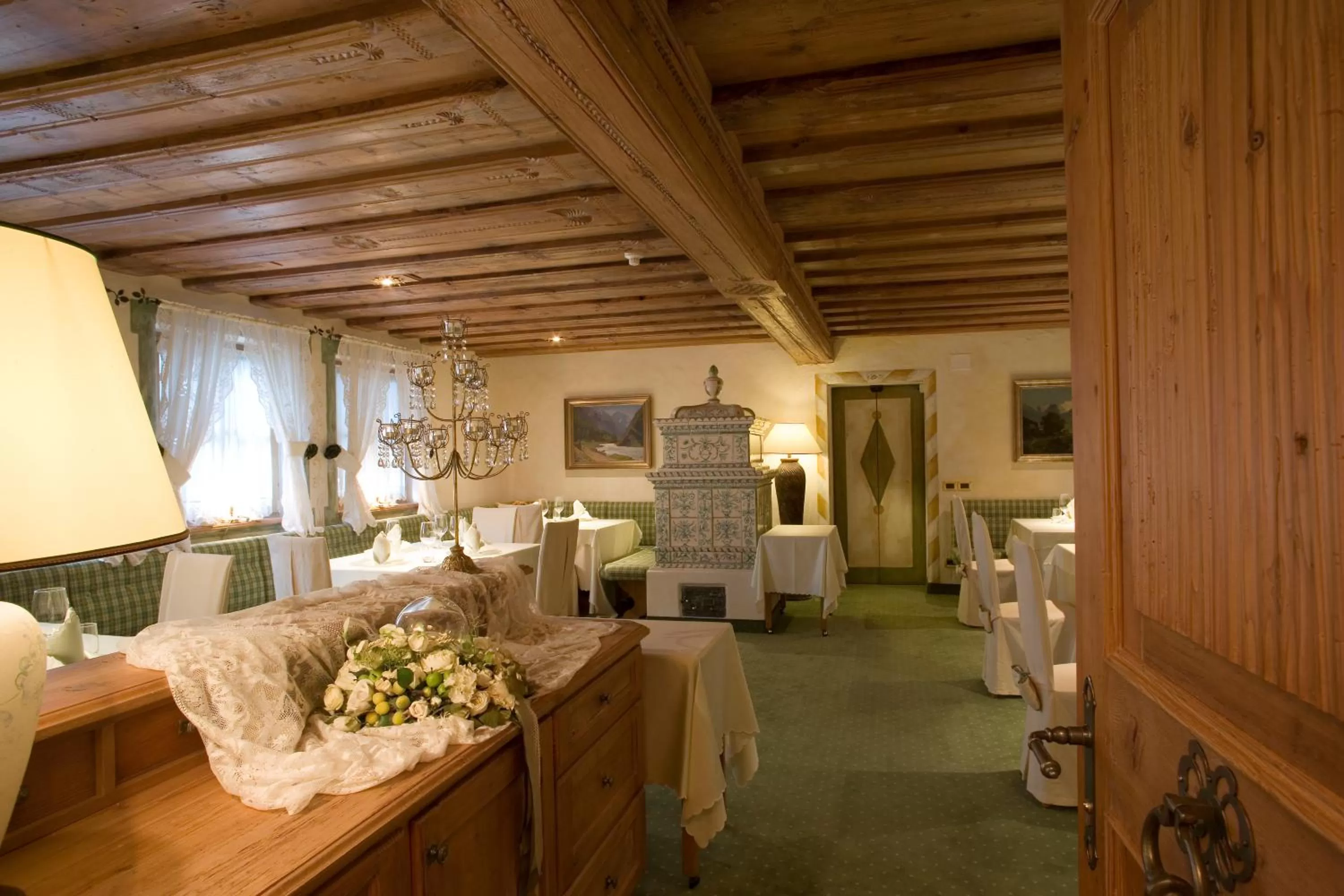 Restaurant/places to eat in Hotel Sassongher