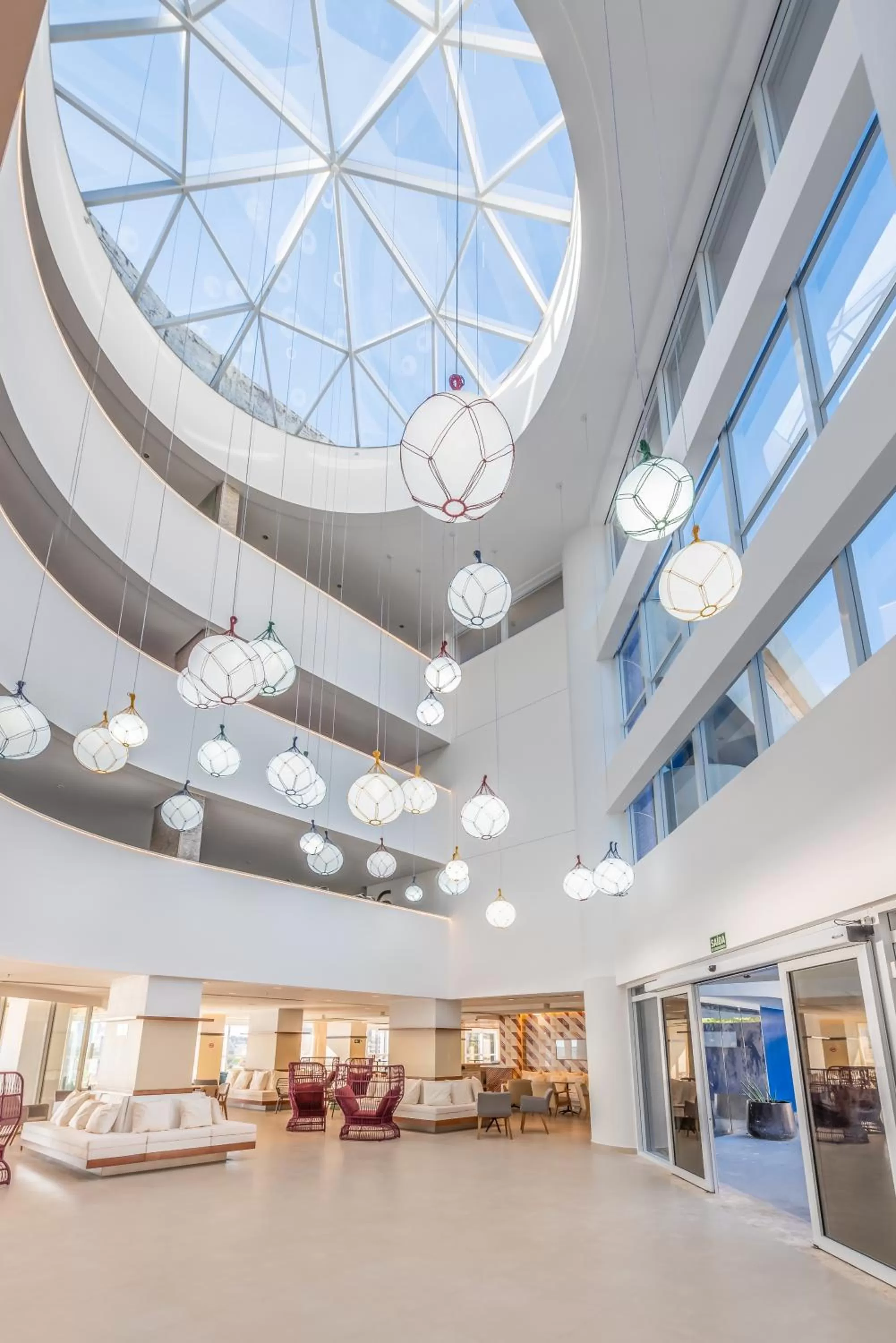 Lobby or reception in Novotel Salvador Rio Vermelho