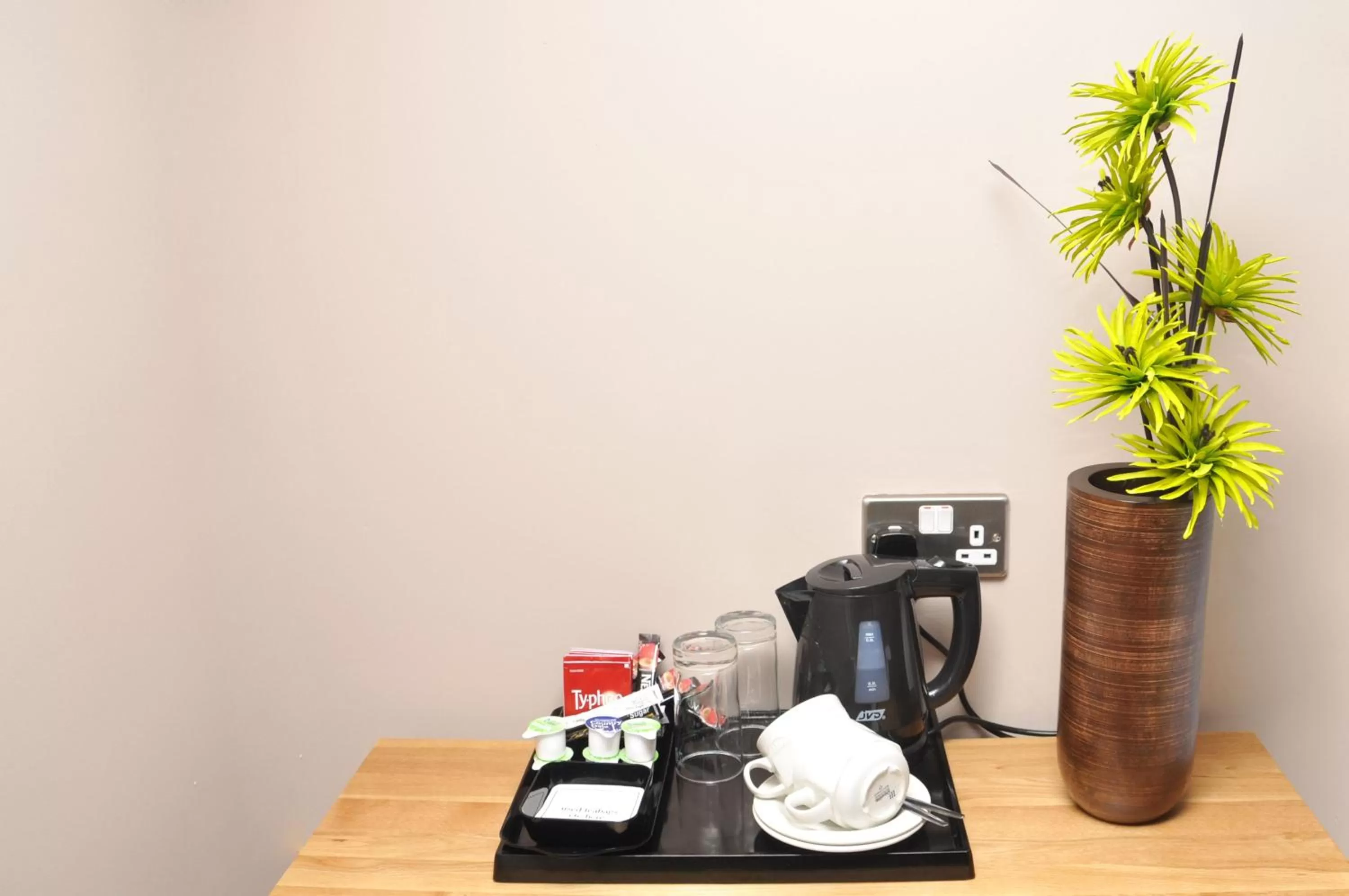 Coffee/tea facilities in Breckland Lodge
