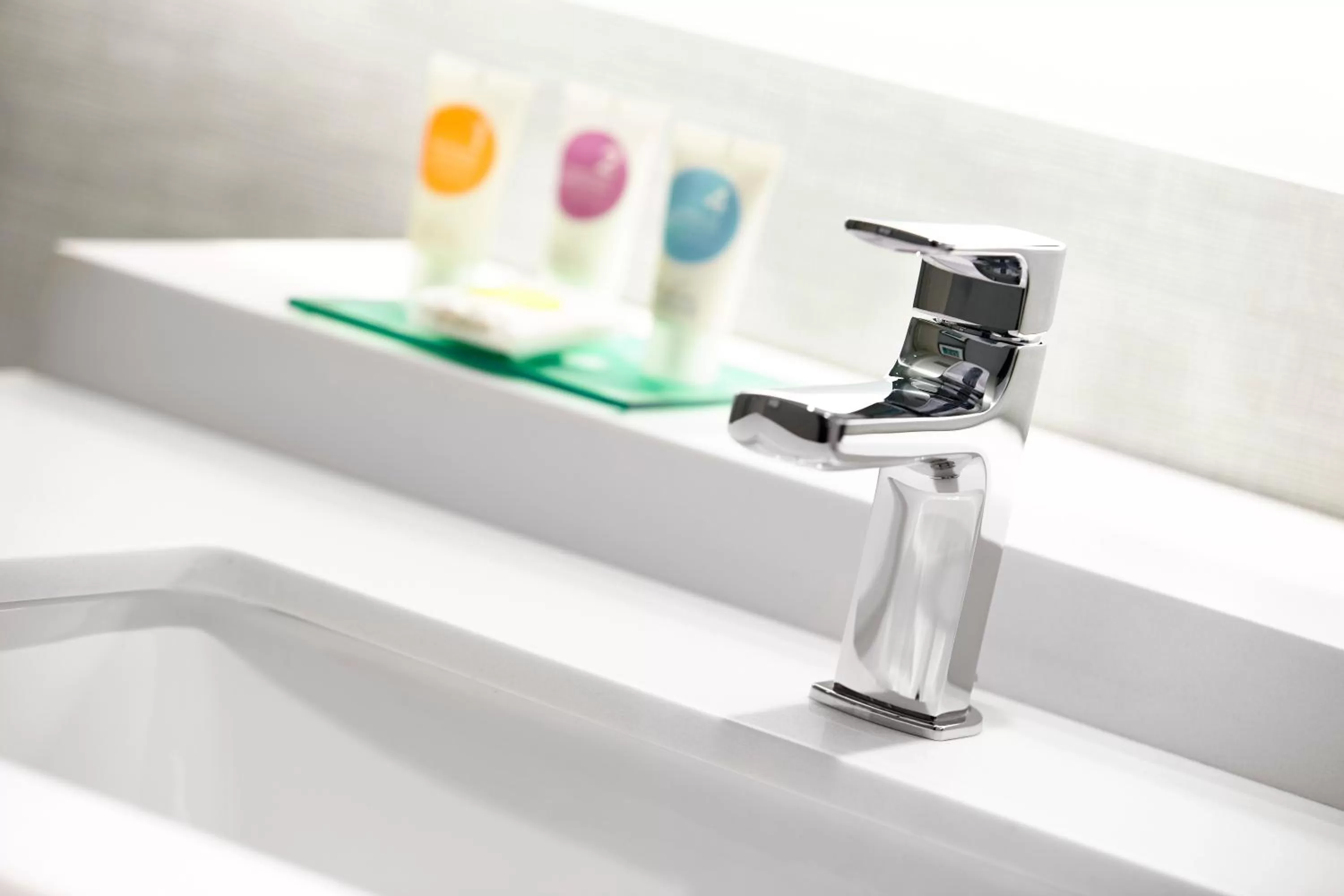 Queen Room with Two Queen Beds and Accessible Tub - Disability Access in Hyatt Place Miami Airport East