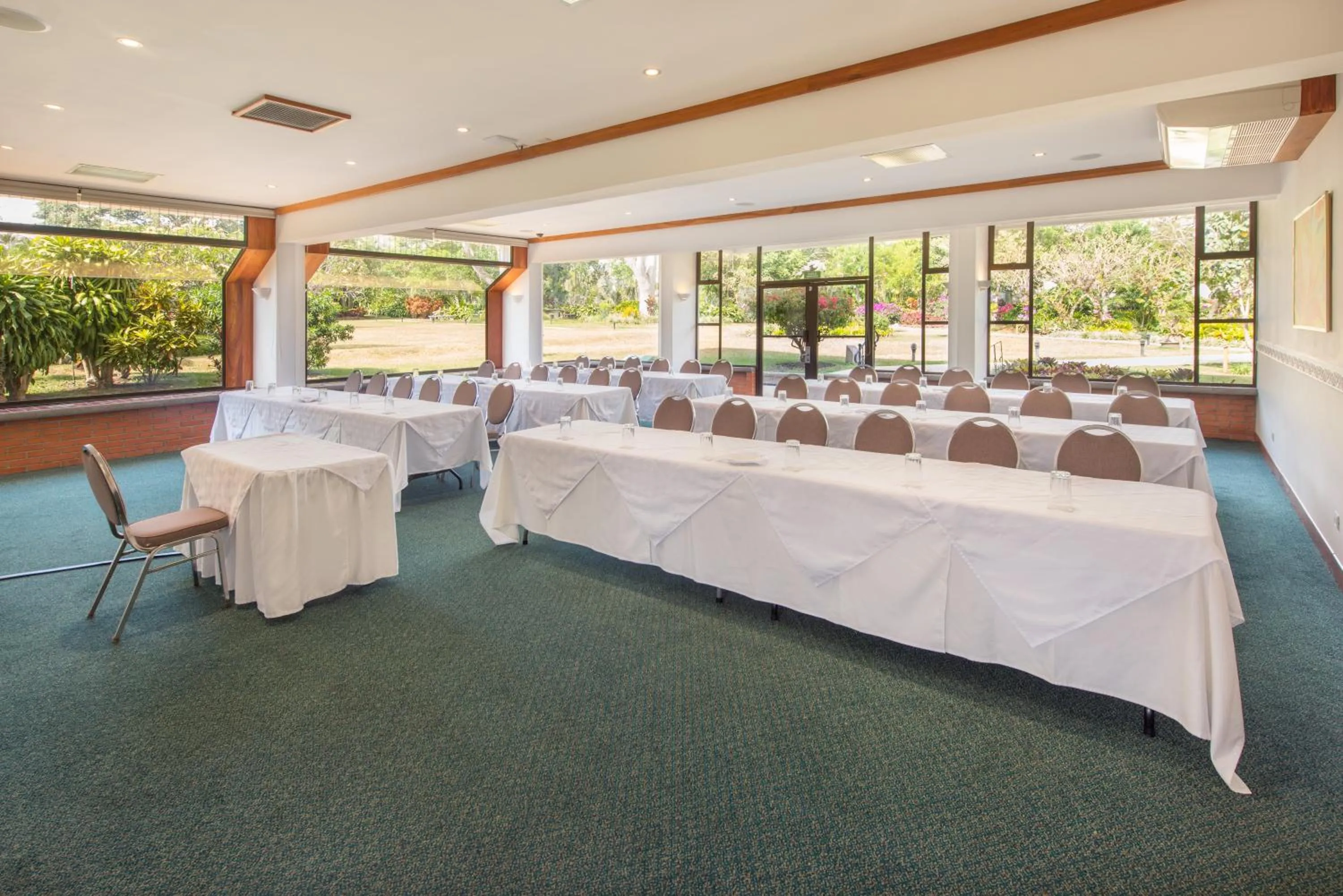 Meeting/conference room in Hotel Bougainvillea San José