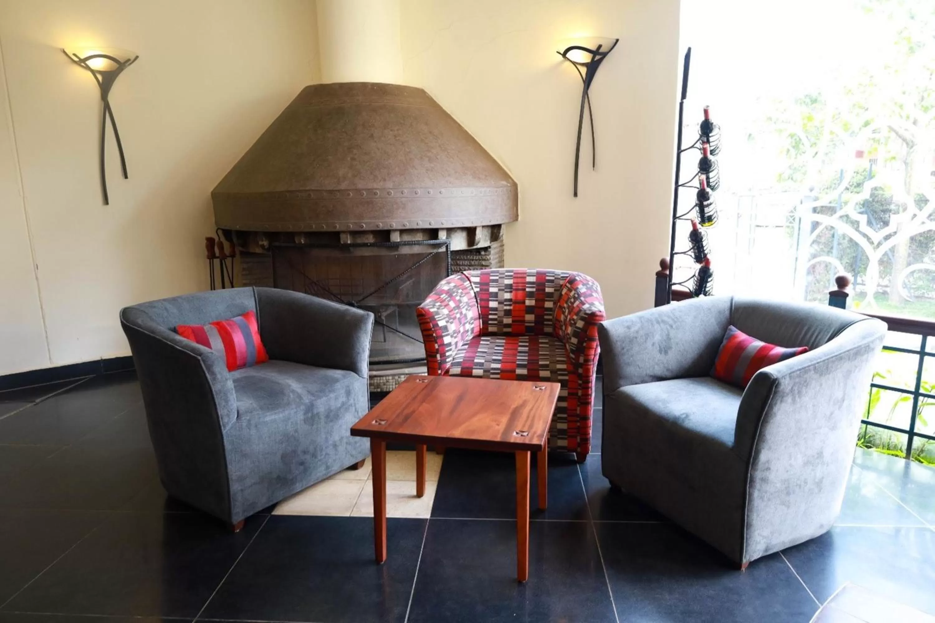 Lounge or bar in The Heron By Sarovar Portico India