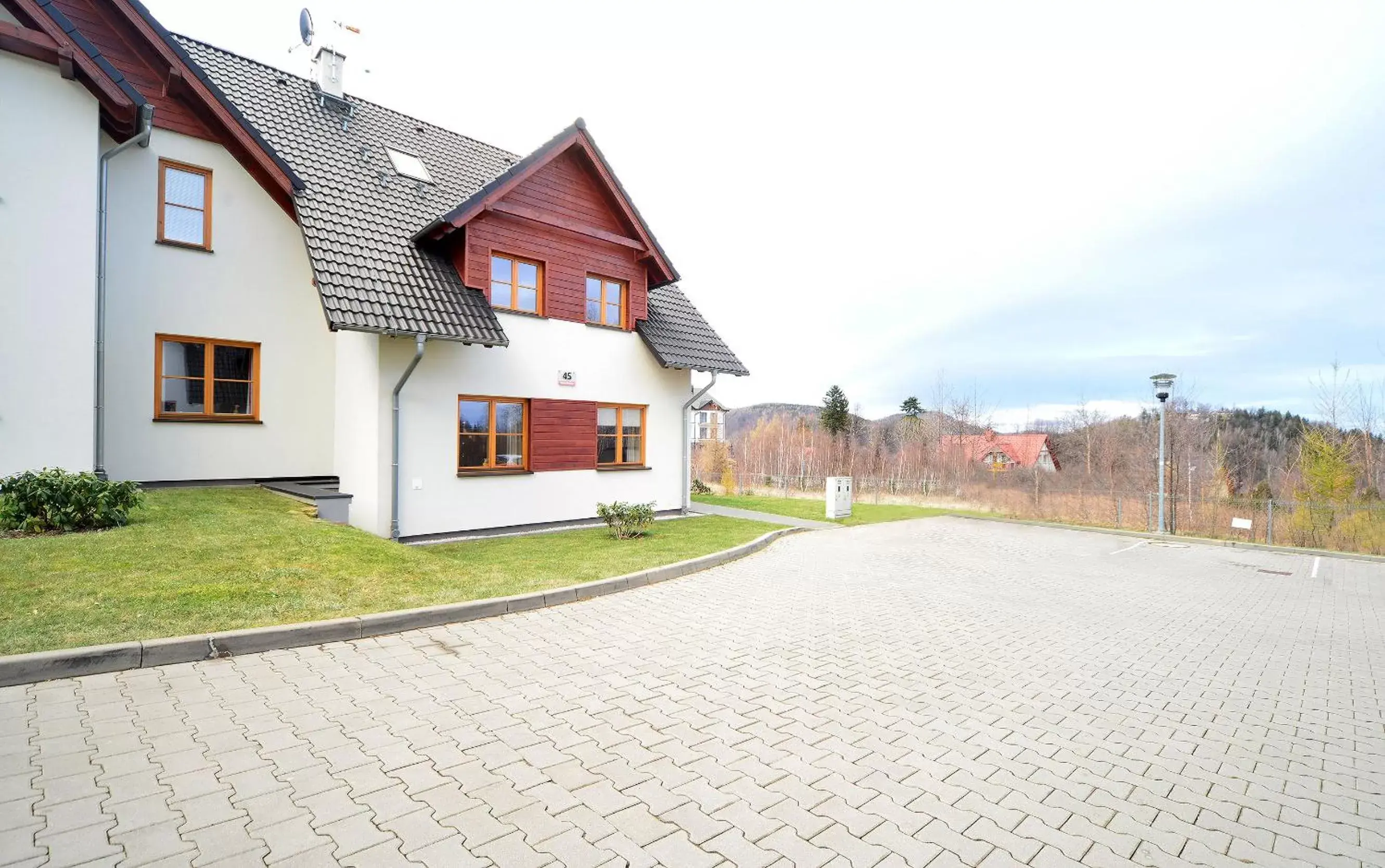 Two-Bedroom Apartment in Apartamenty Sun Seasons 24 - Komuny Paryskiej 45 Two-Bedroom Apartment in Apartamenty Sun Seasons 24 - Komuny Paryskiej 45