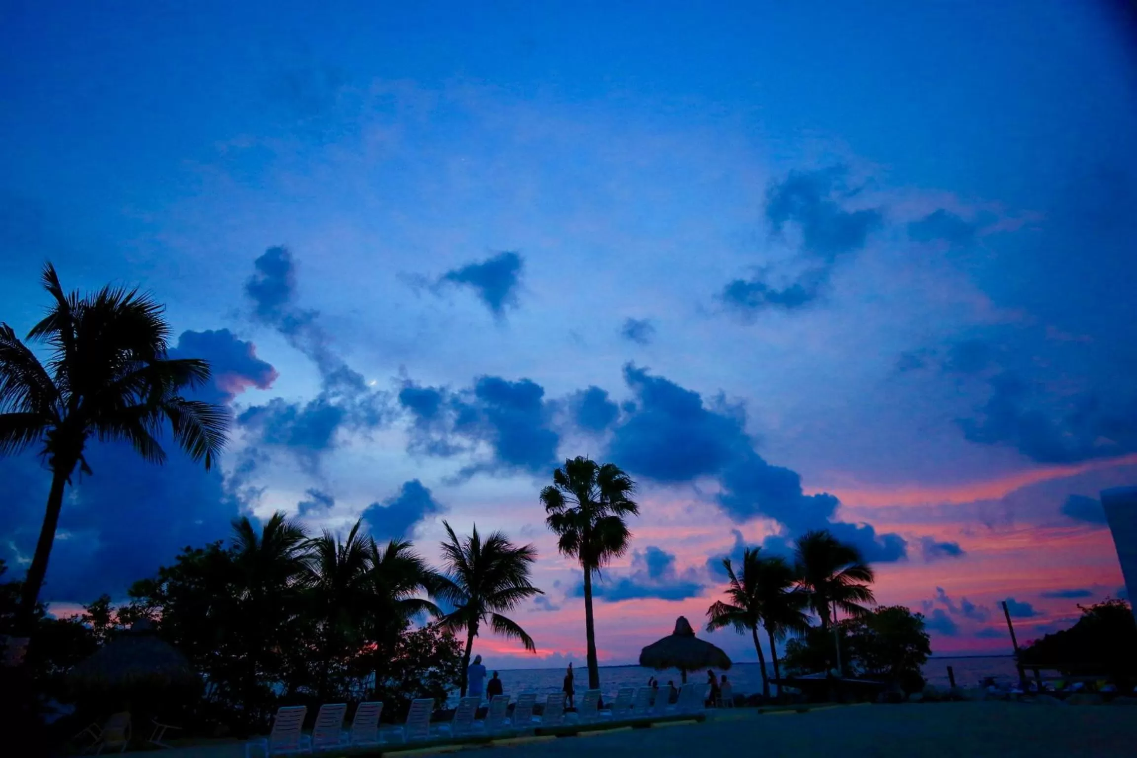 Sunset in Gilbert's Resort & Marina