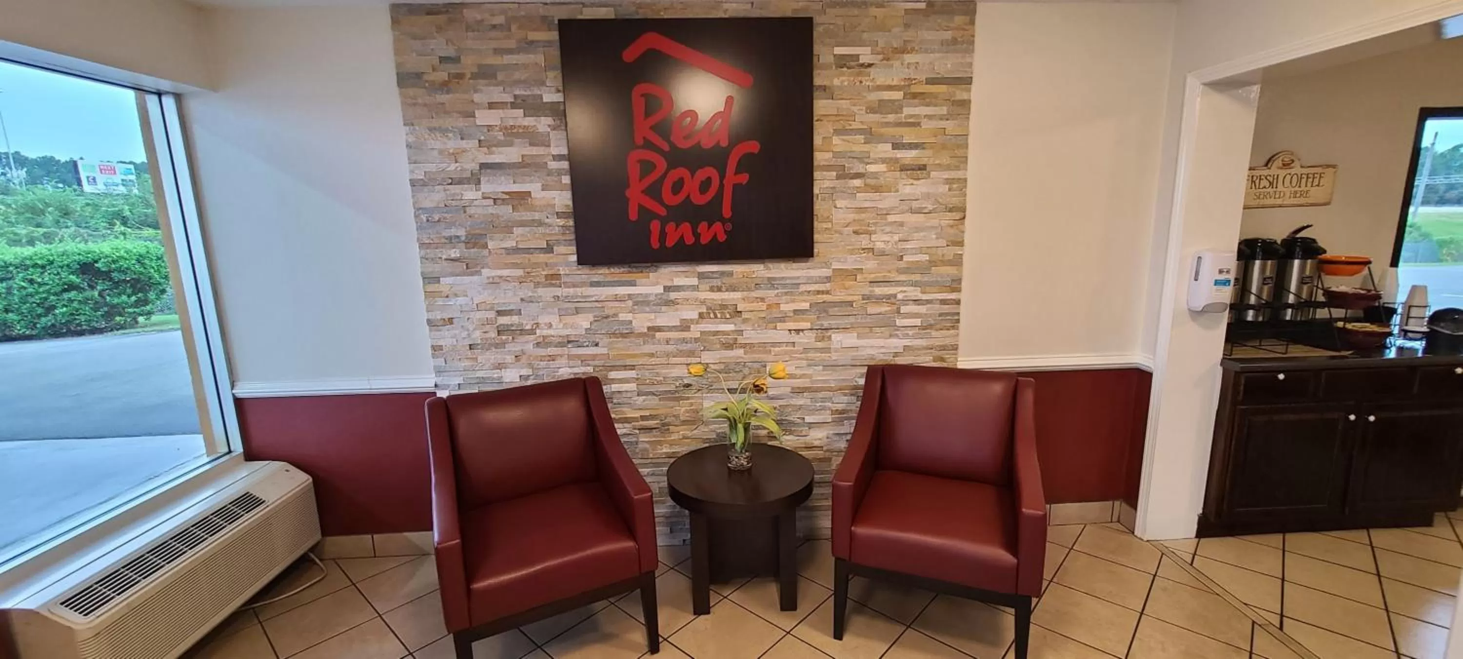 Lobby or reception in Red Roof Inn Tifton