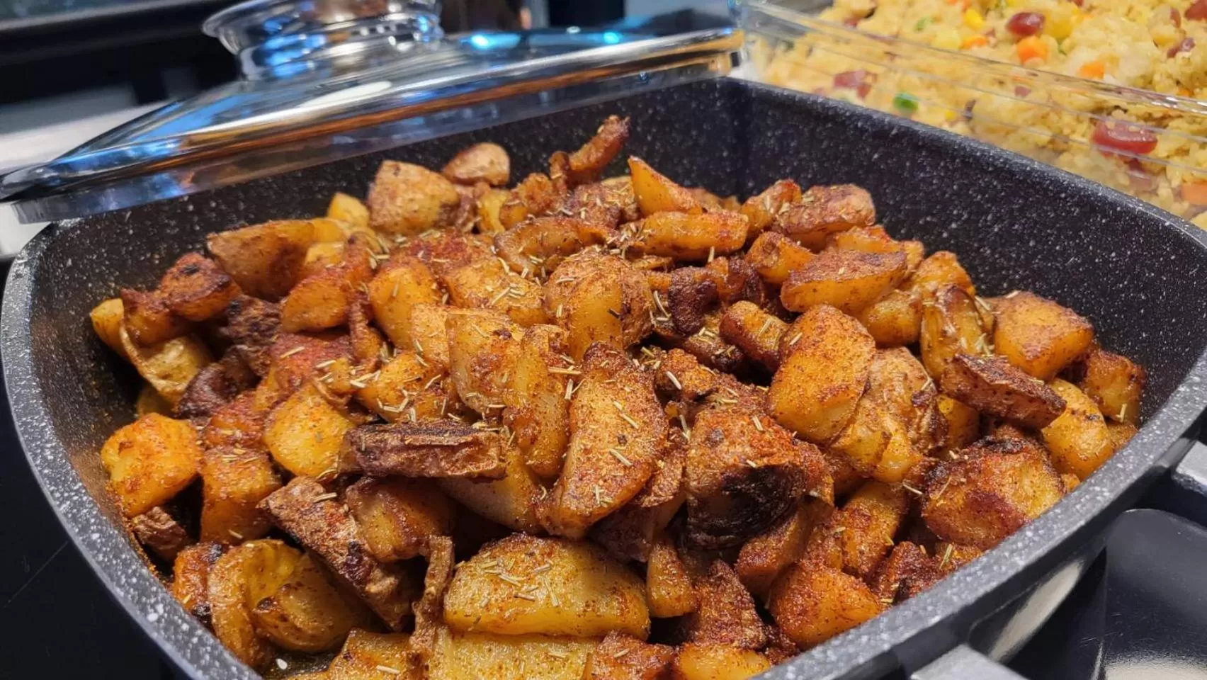 Buffet breakfast in DUM Hotel - Si Phum