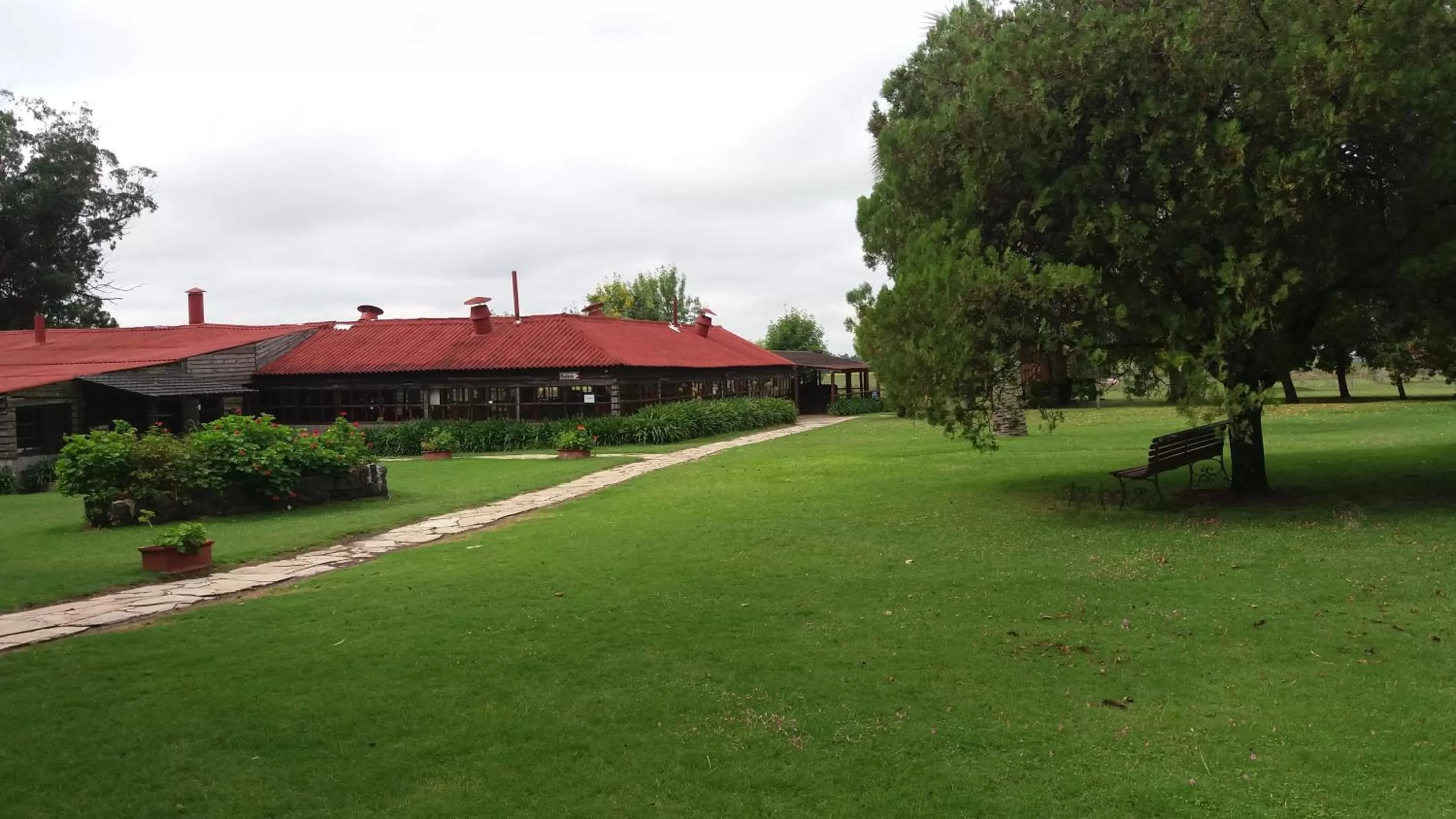 Restaurant/places to eat in Estancia Renacimiento
