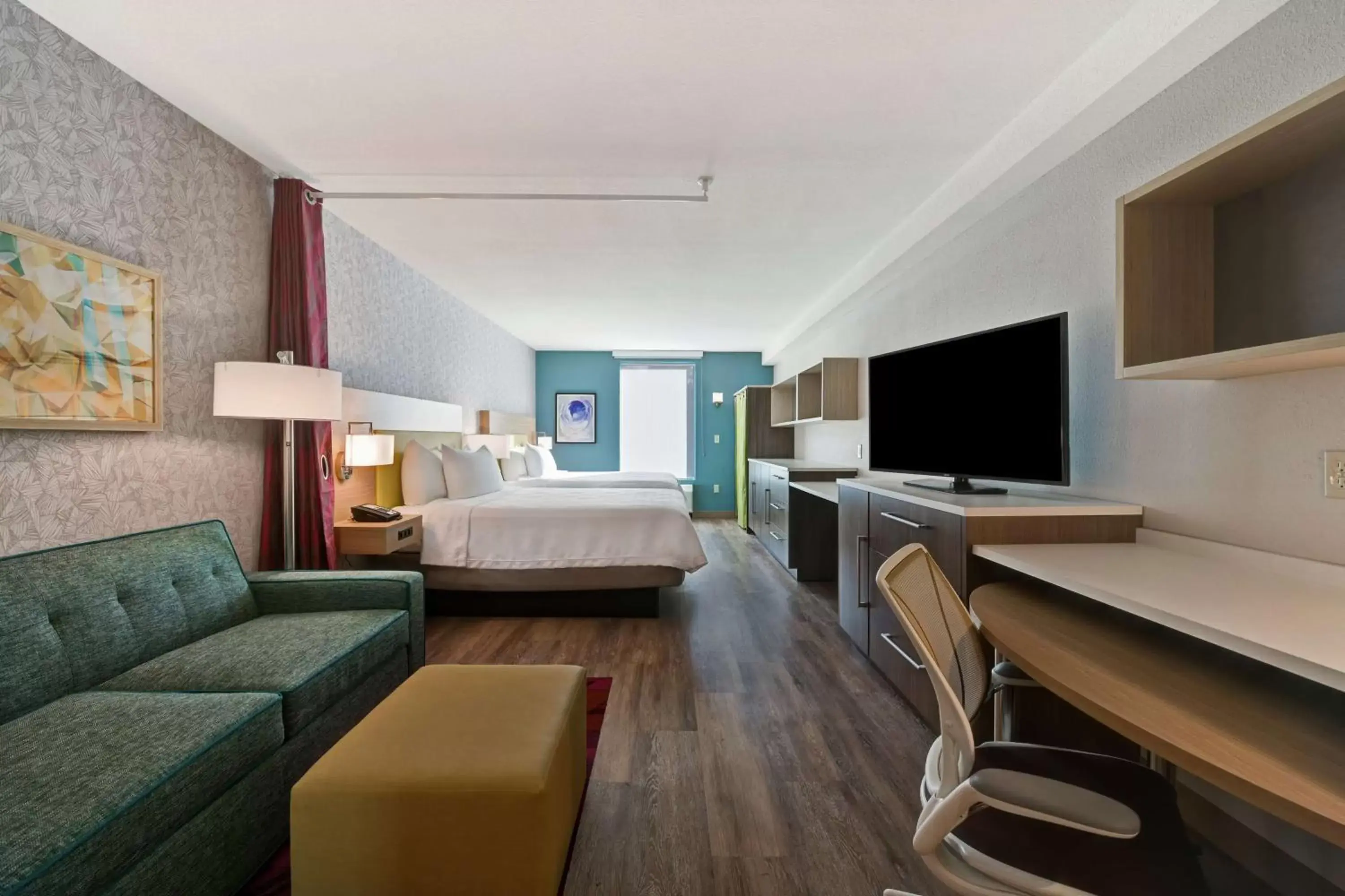 Studio with Two Queen Beds and Roll-In Shower - Mobility and Hearing Access/Non-Smoking in Home2 Suites By Hilton West Palm Beach Airport Studio with Two Queen Beds and Roll-In Shower - Mobility and Hearing Access/Non-Smoking in Home2 Suites By Hilton West Palm Beach Airport