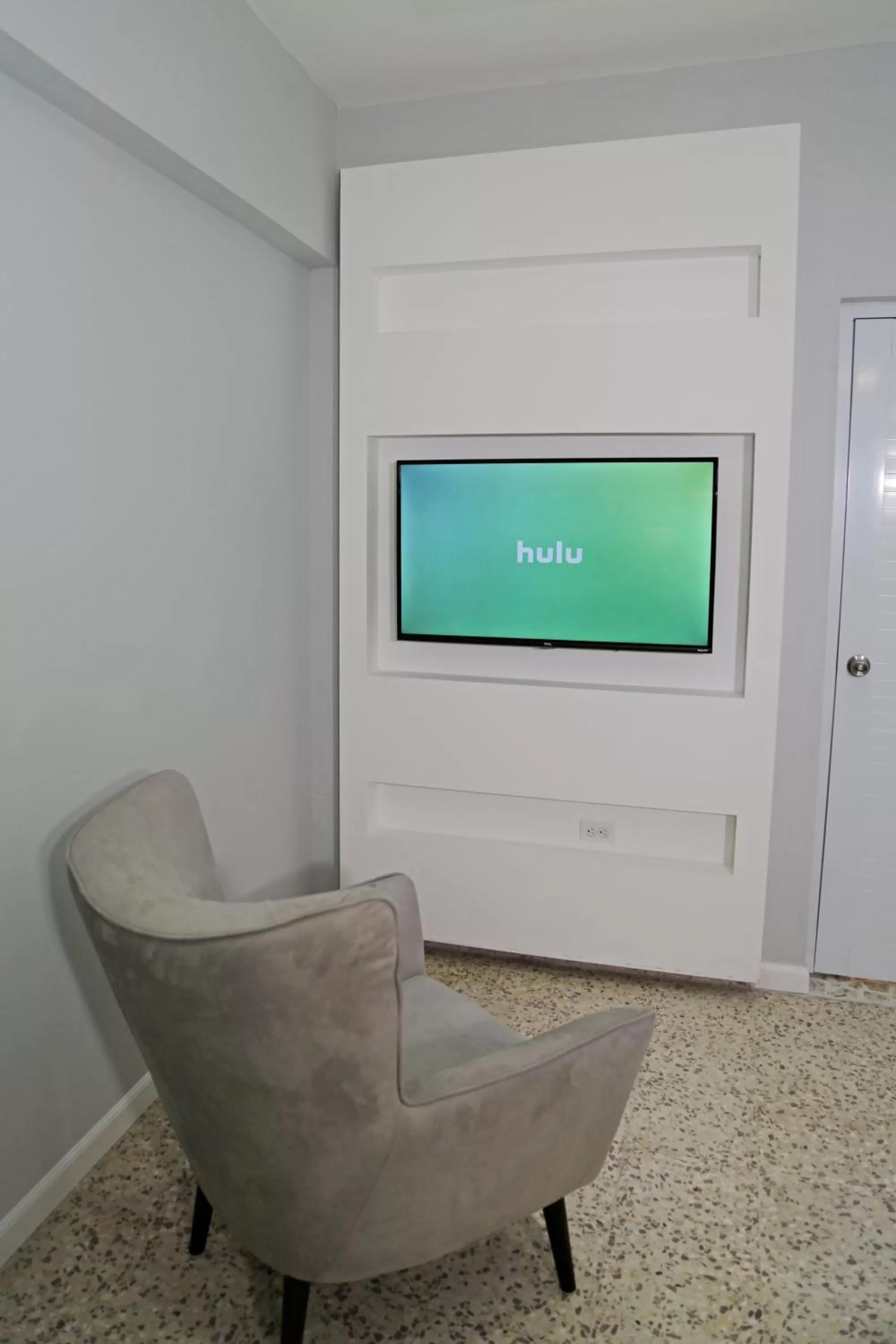 TV and multimedia, TV/Entertainment Center in Itza-Bella Suites