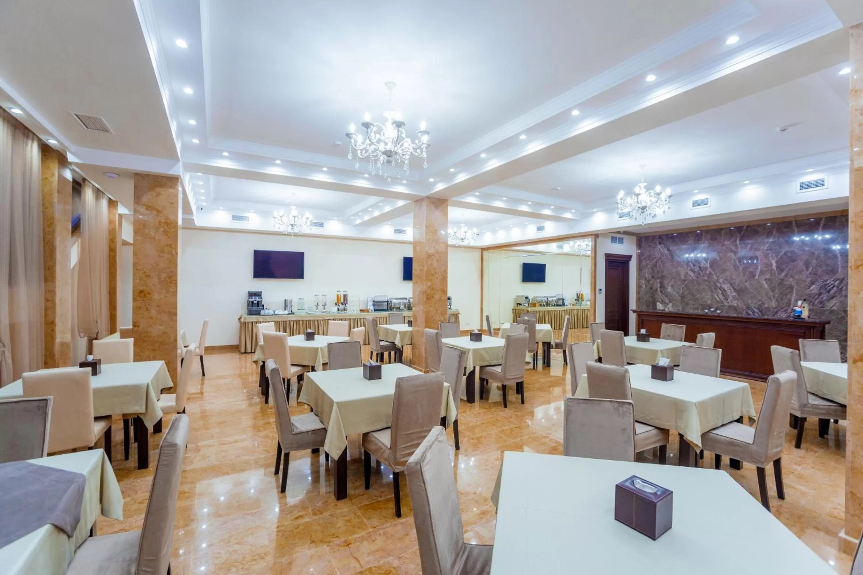 Restaurant/places to eat in Ambassador Hotel