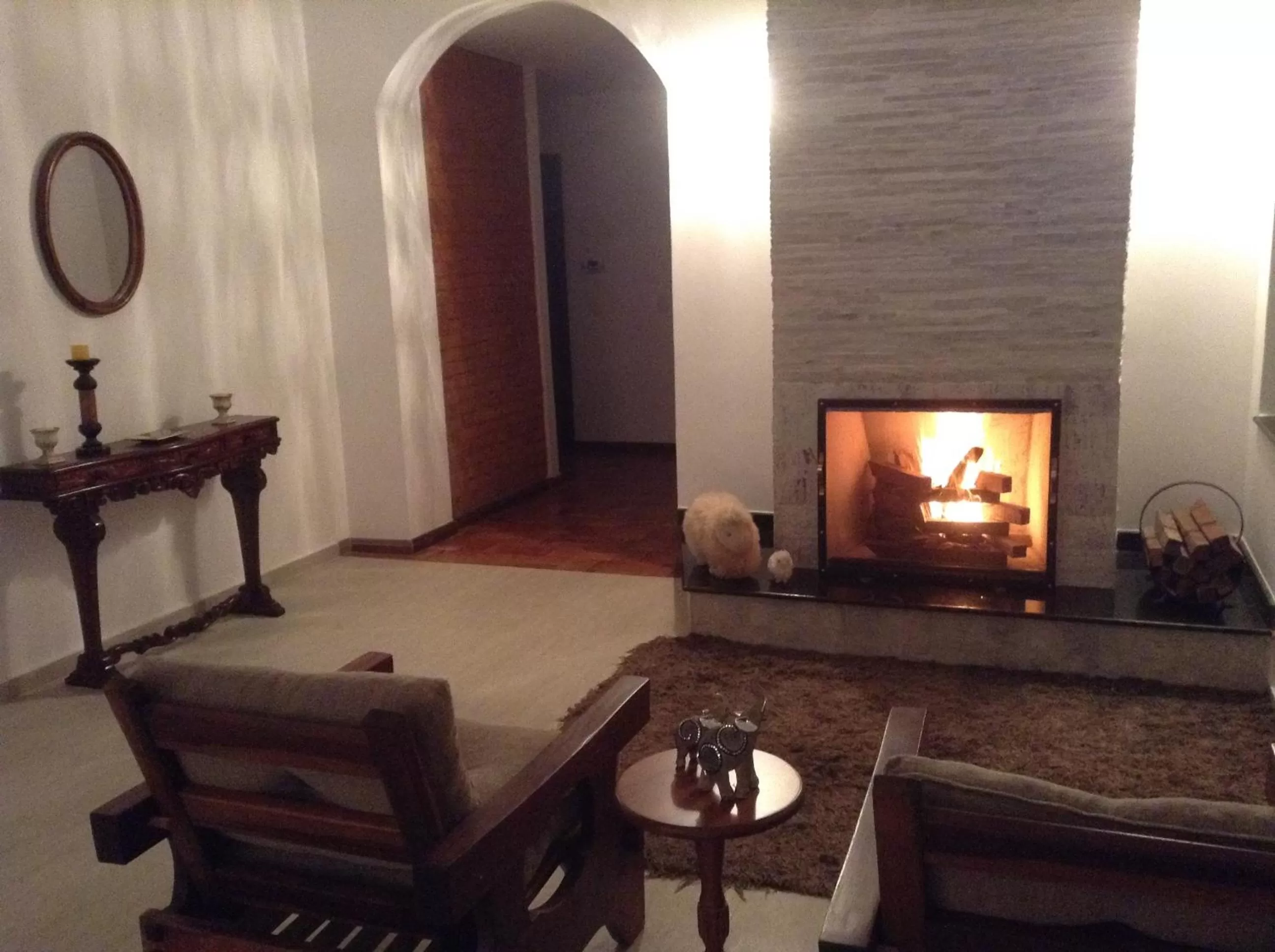 Communal lounge/ TV room, TV/Entertainment Center in Hotel La Ponsa Itatiaia