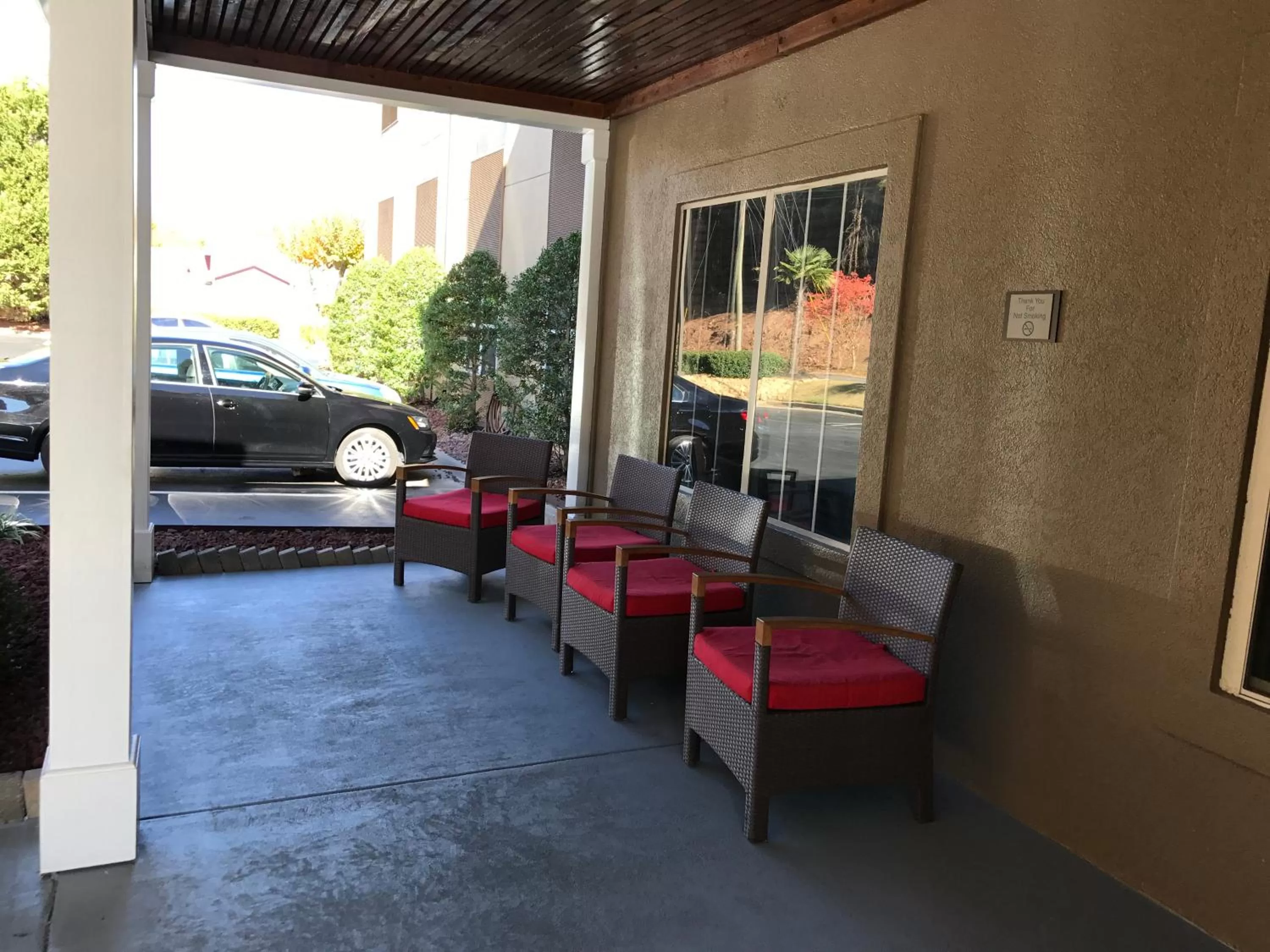 Facade/entrance in Country Inn & Suites by Radisson, Dalton, GA