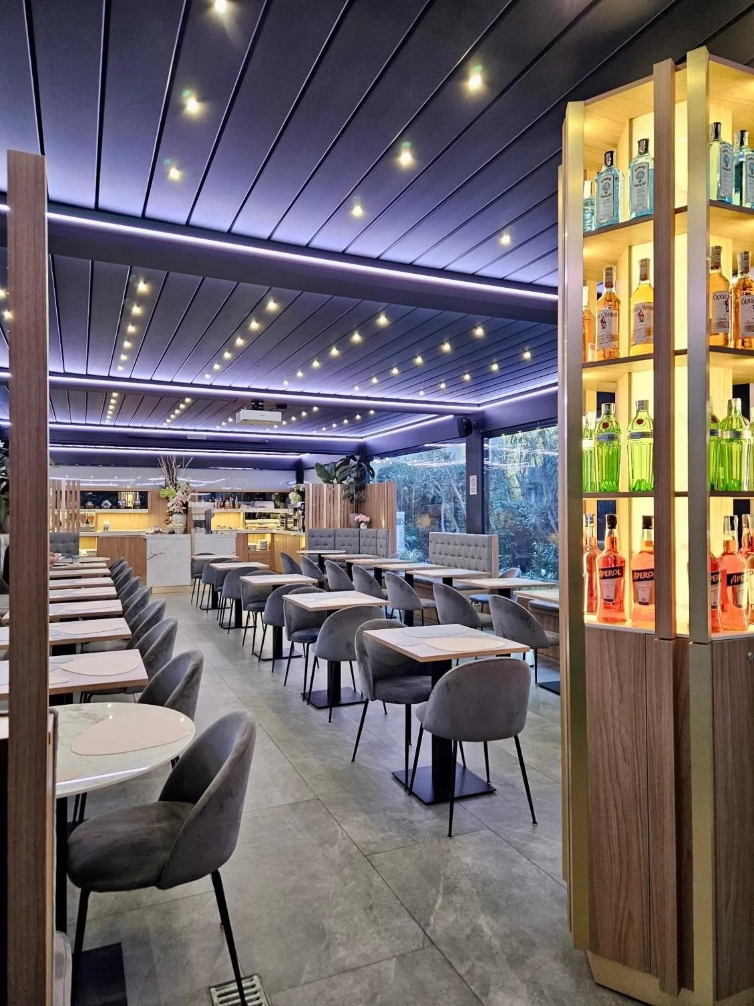 Breakfast in Canova Hotel