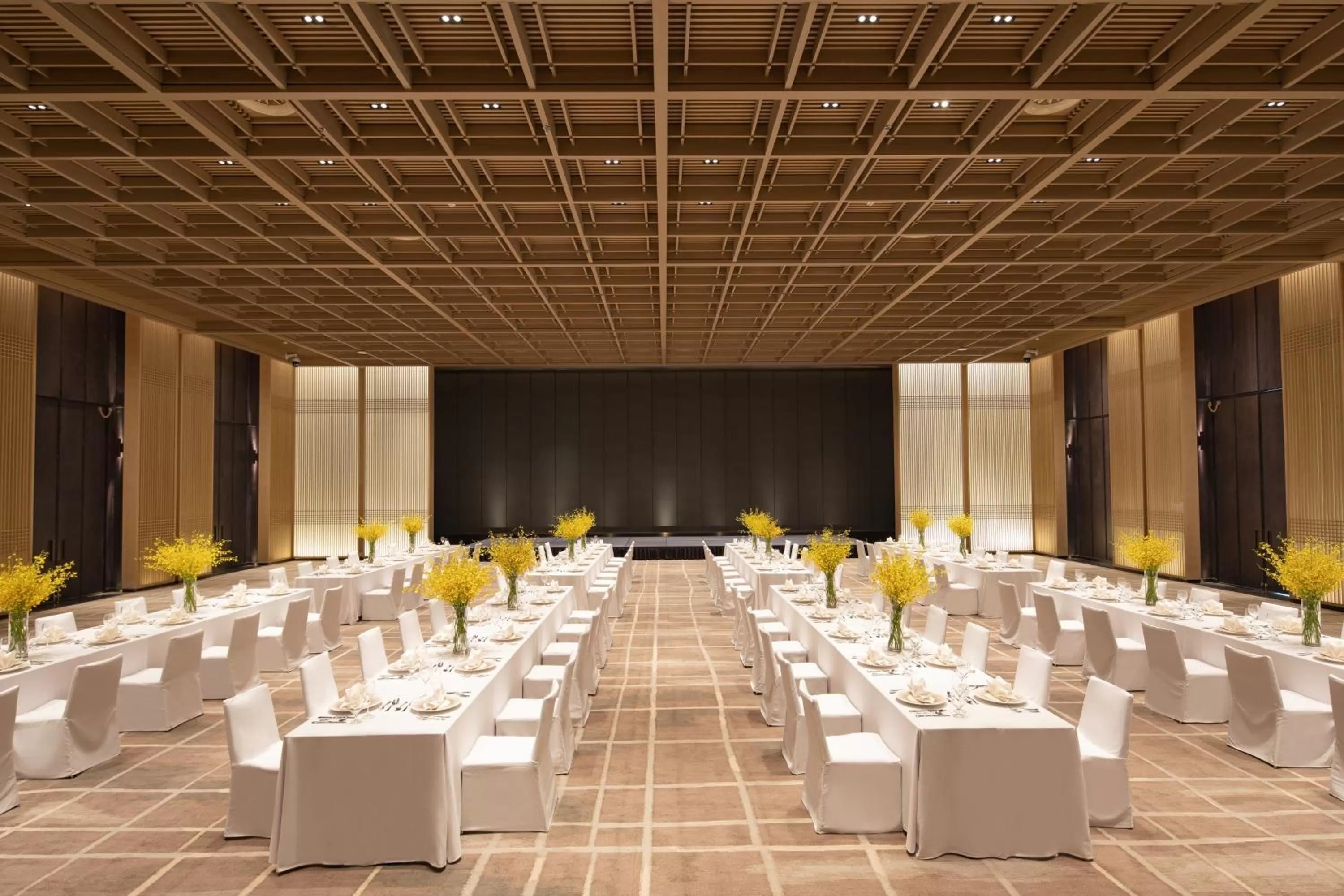 Banquet/Function facilities in HUALUXE Xi'an Tanghua by IHG