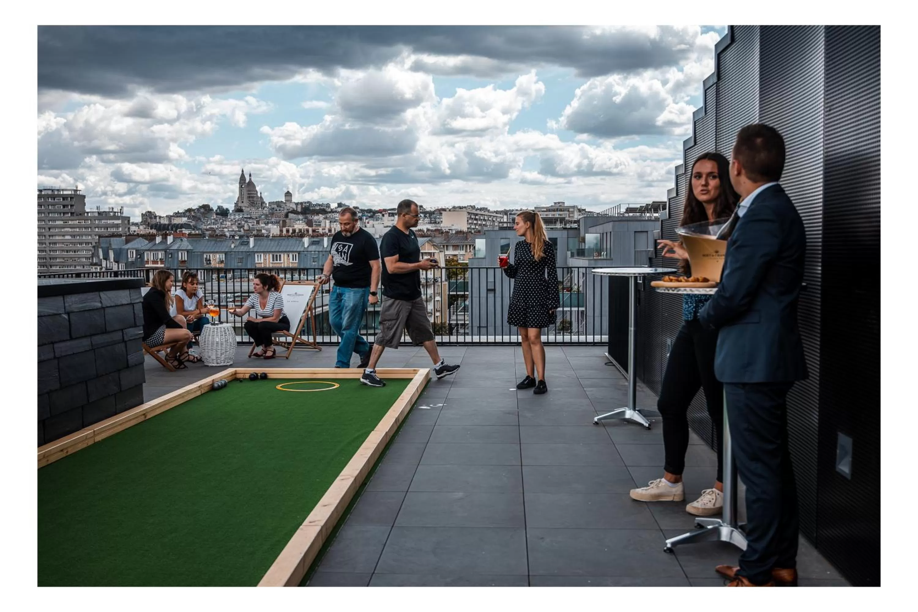 Balcony/Terrace in The Originals Boutique, Hôtel Maison Montmartre Paris Les Puces