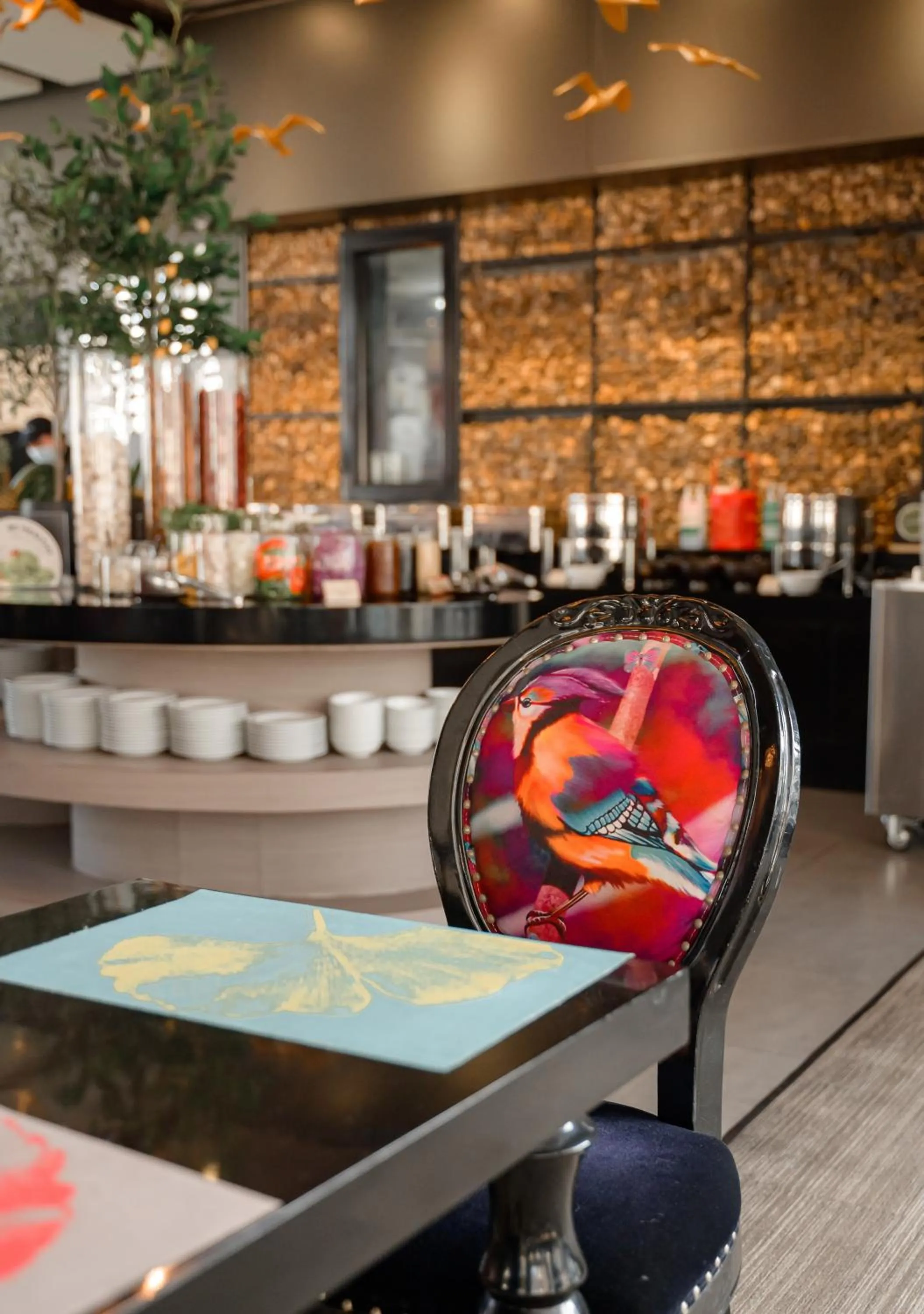 Restaurant/places to eat in Hotel Clover Asoke - SHA Extra Plus