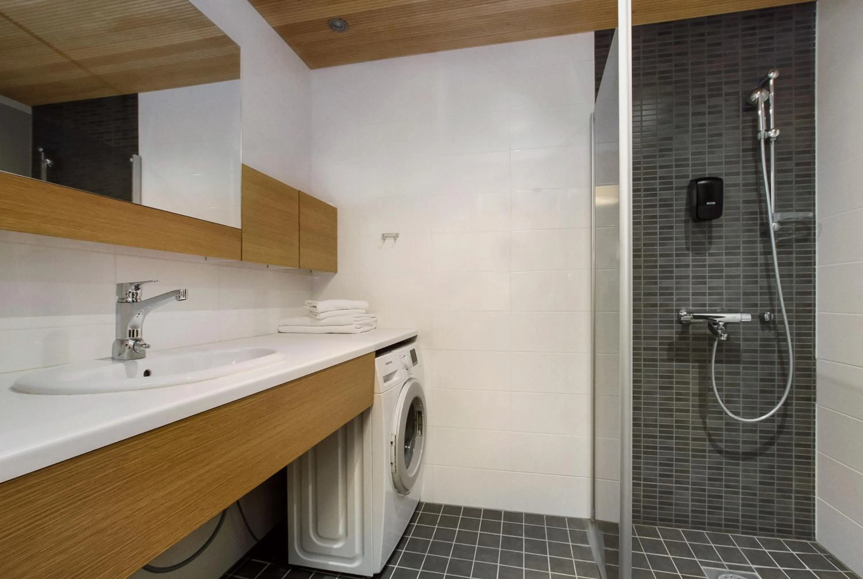 Shower in Holiday Club Saimaa Apartments