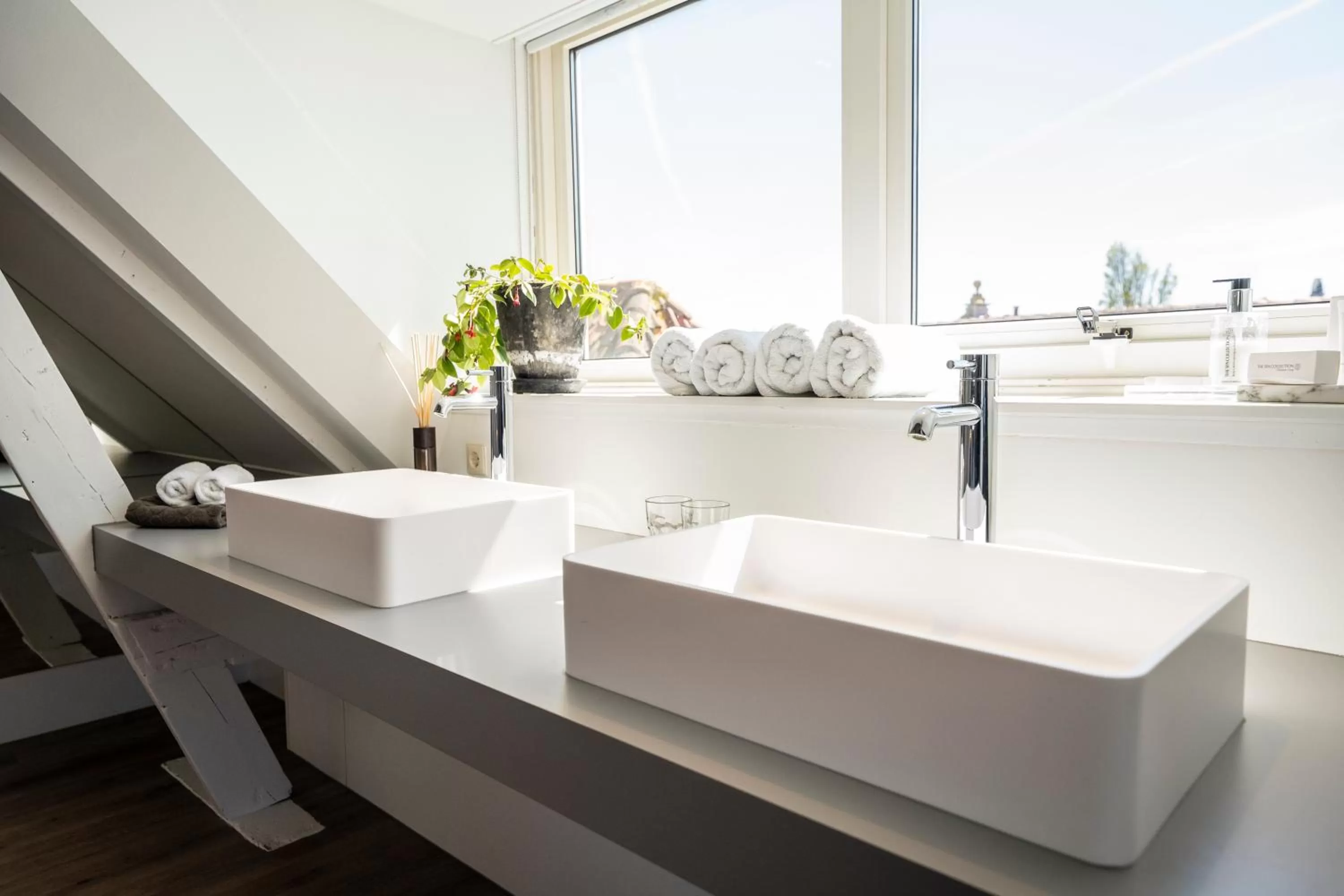 Bathroom in Gravenstraat