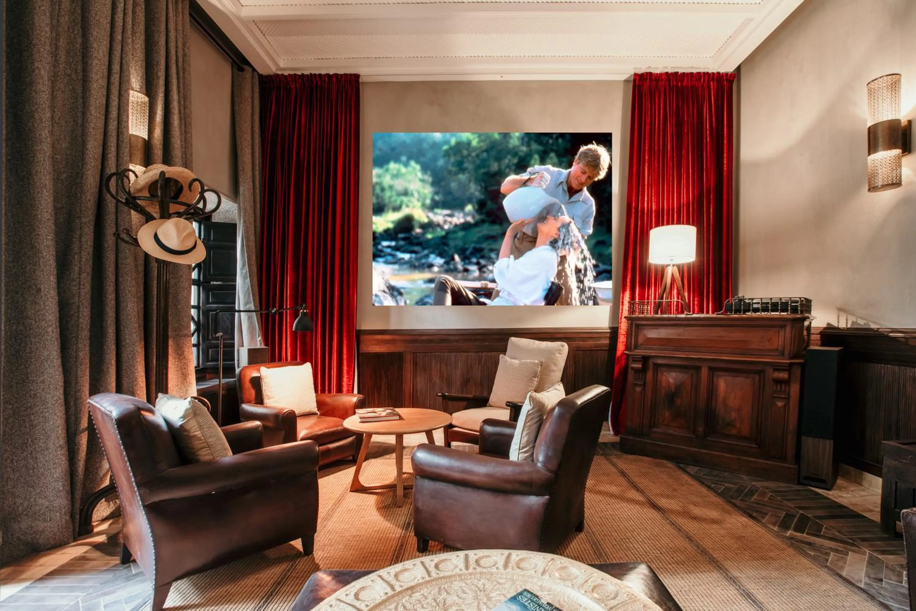 Game Room in La Villa des Orangers - Relais & Châteaux