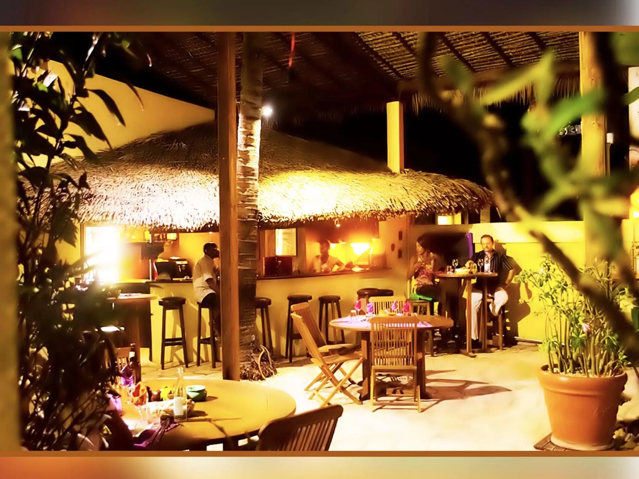 Patio in Hôtel Restaurant Coco Lodge Majunga