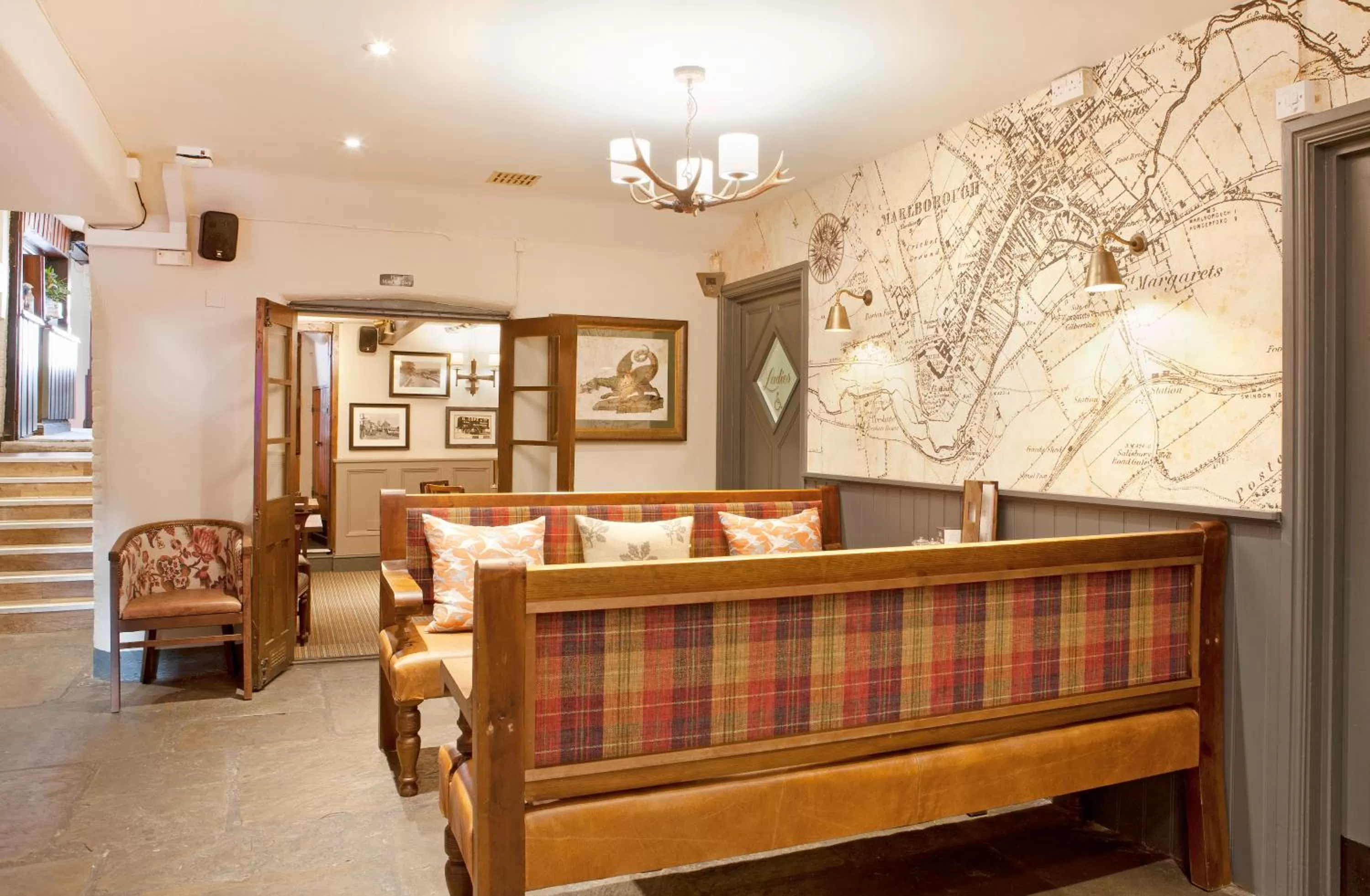 Restaurant/places to eat in The Green Dragon