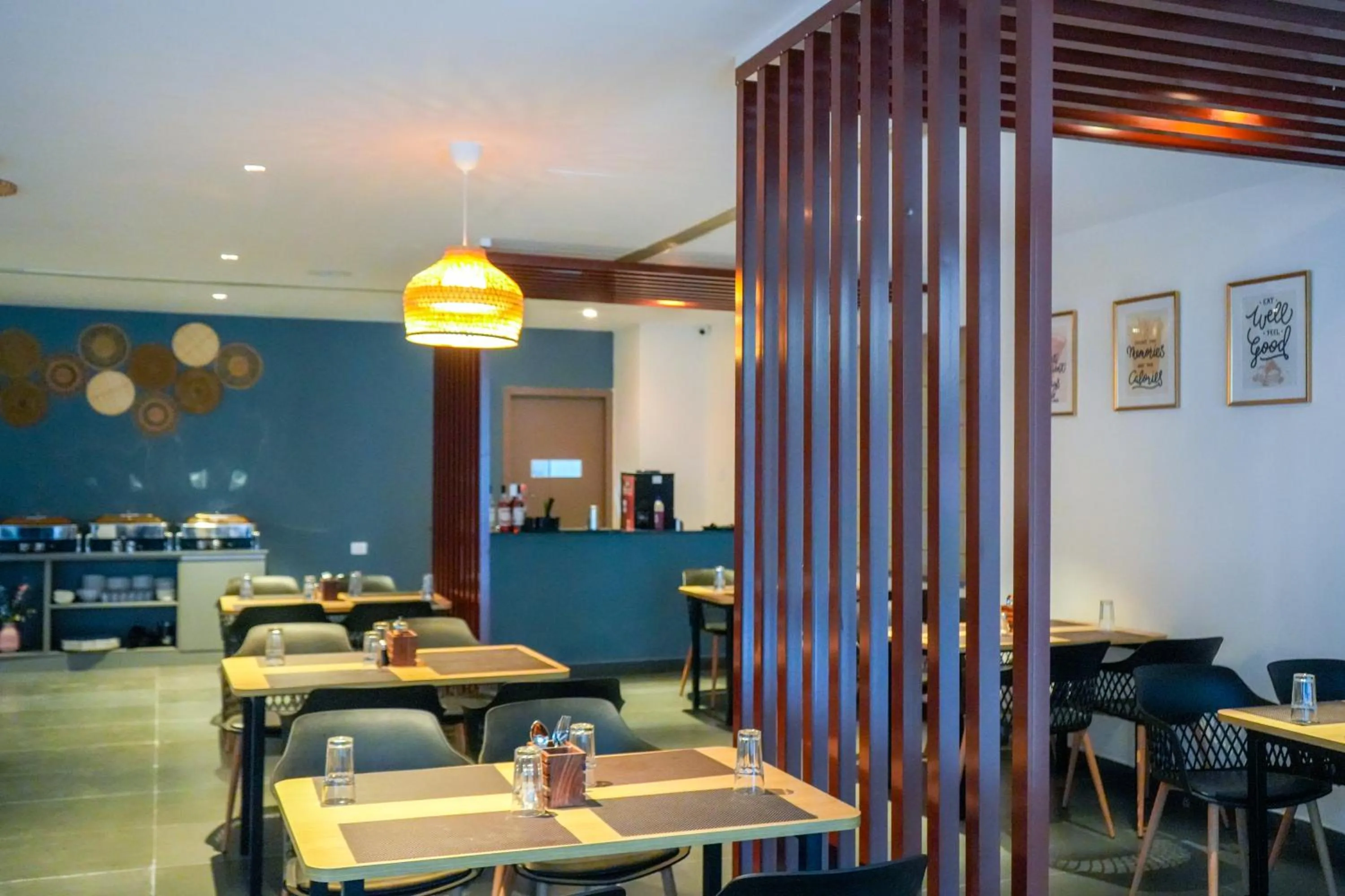 Restaurant/places to eat in Casa Hotel & Suites, Gachibowli, Hyderabad