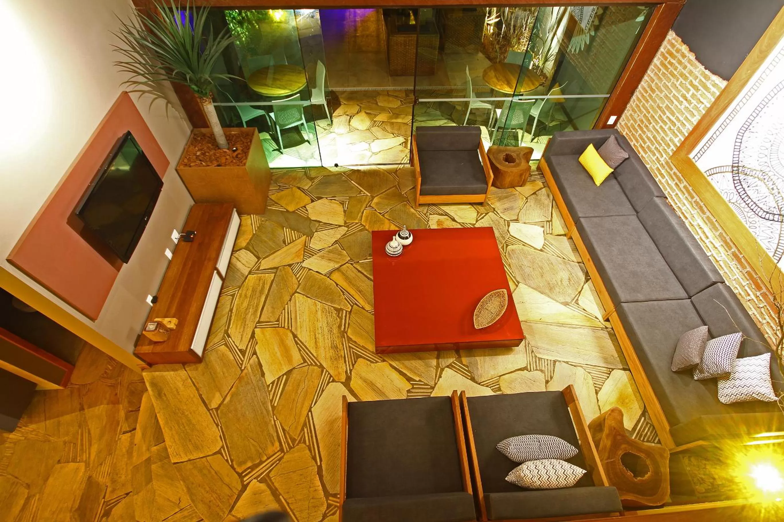 Living room, Restaurant/Places to Eat in Bravo Pousada Design