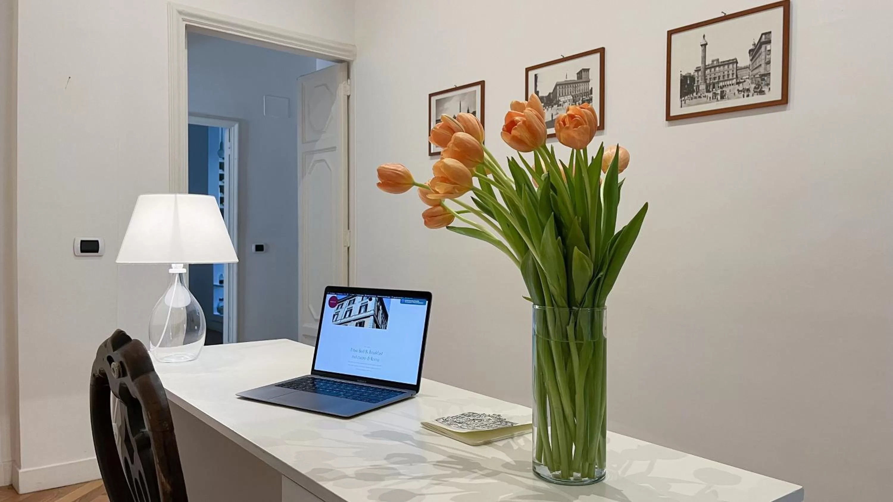 Lobby or reception in NTB Roma B&B