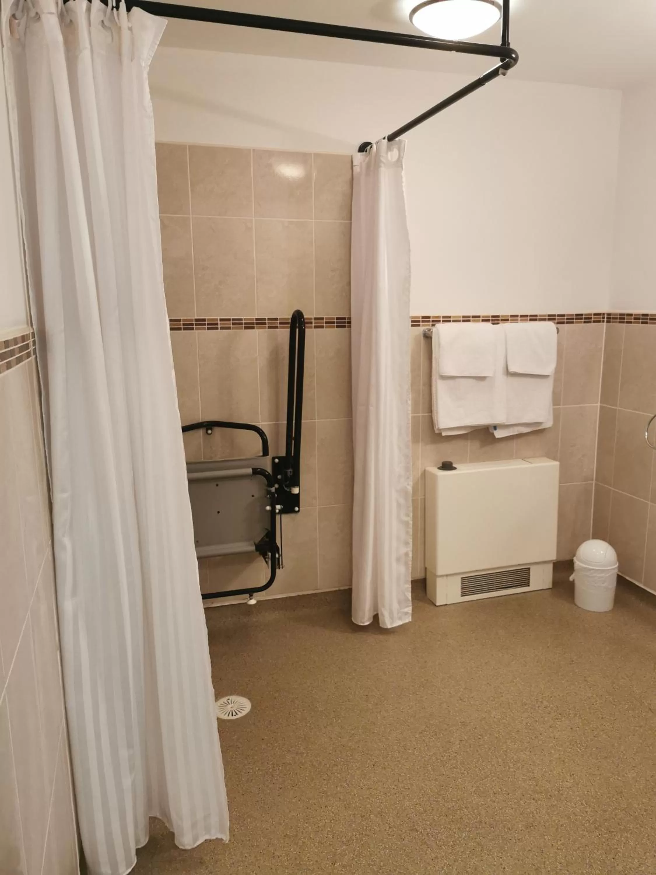 Bathroom in The Grove Hotel