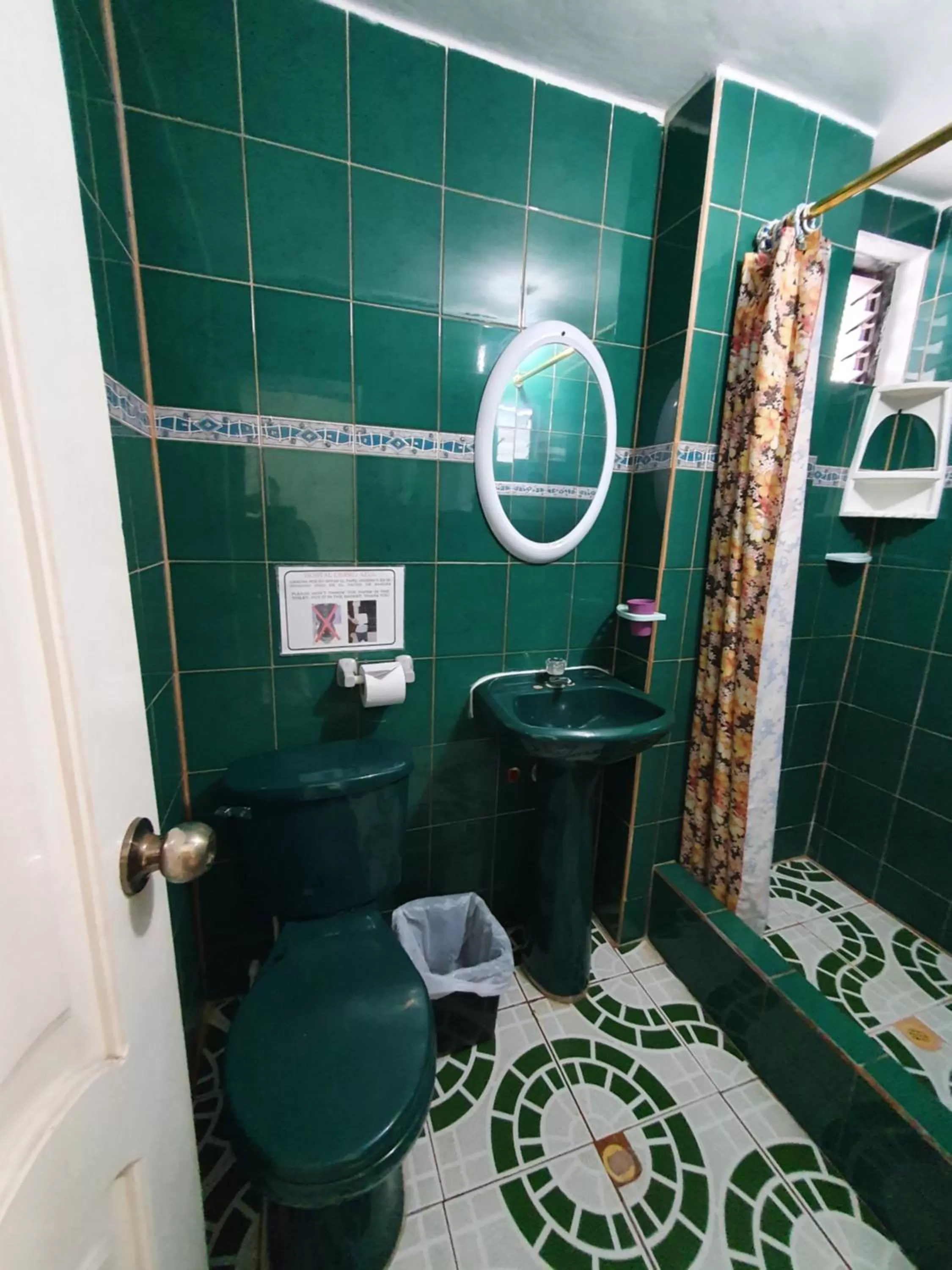 Bathroom in Hostal Cerro Azul