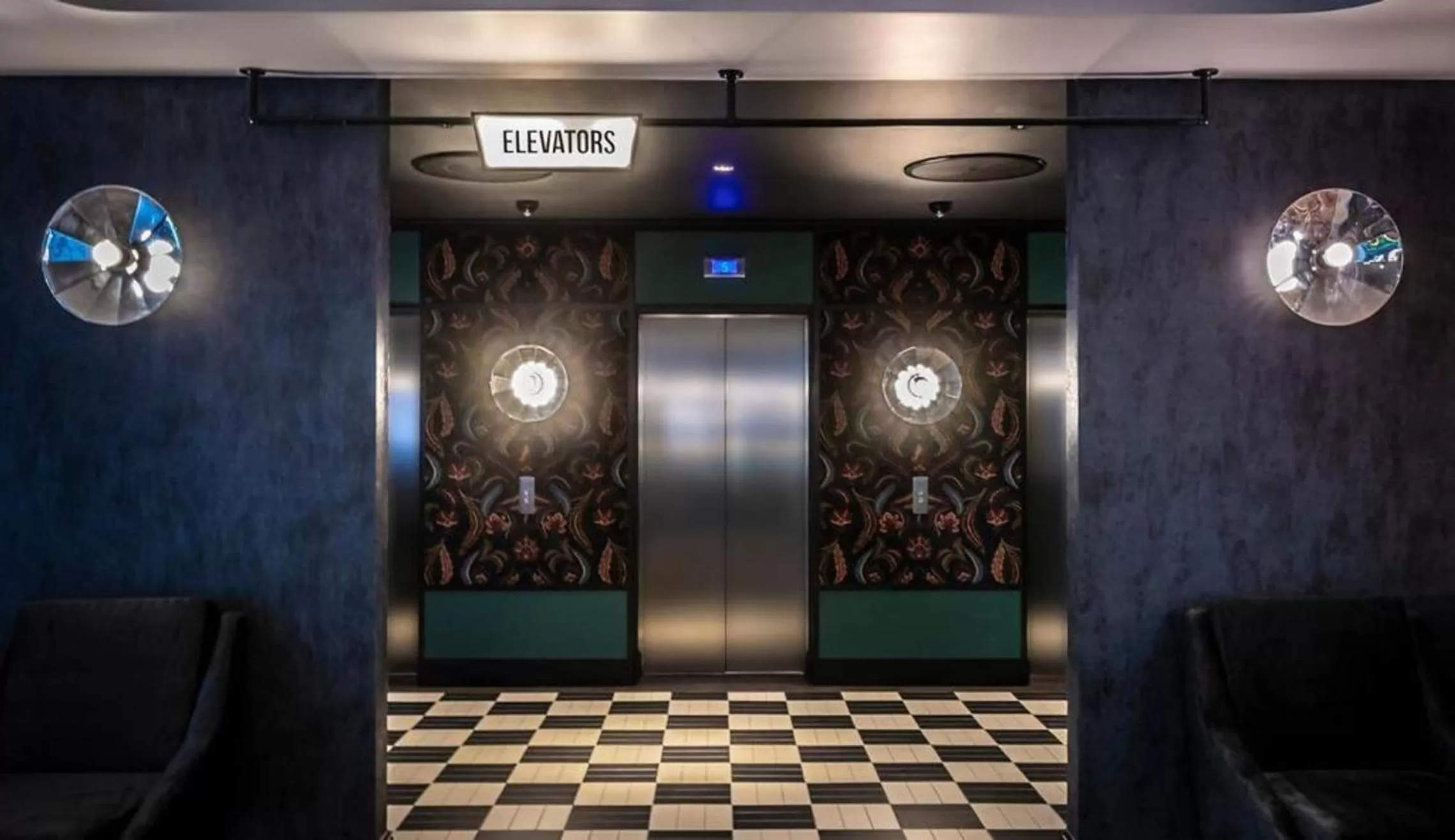 elevator in Clayton Hotel City of London