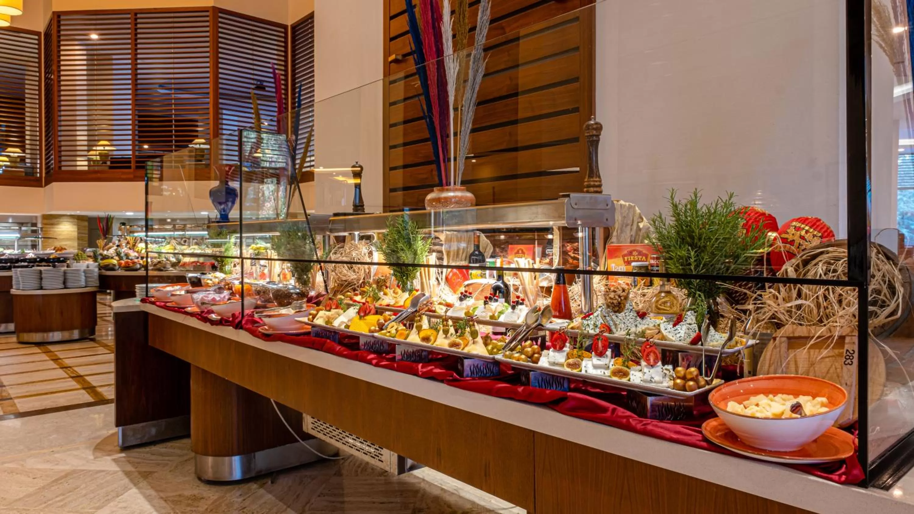 Food and drinks in Arum Barut Collection - Ultra All Inclusive
